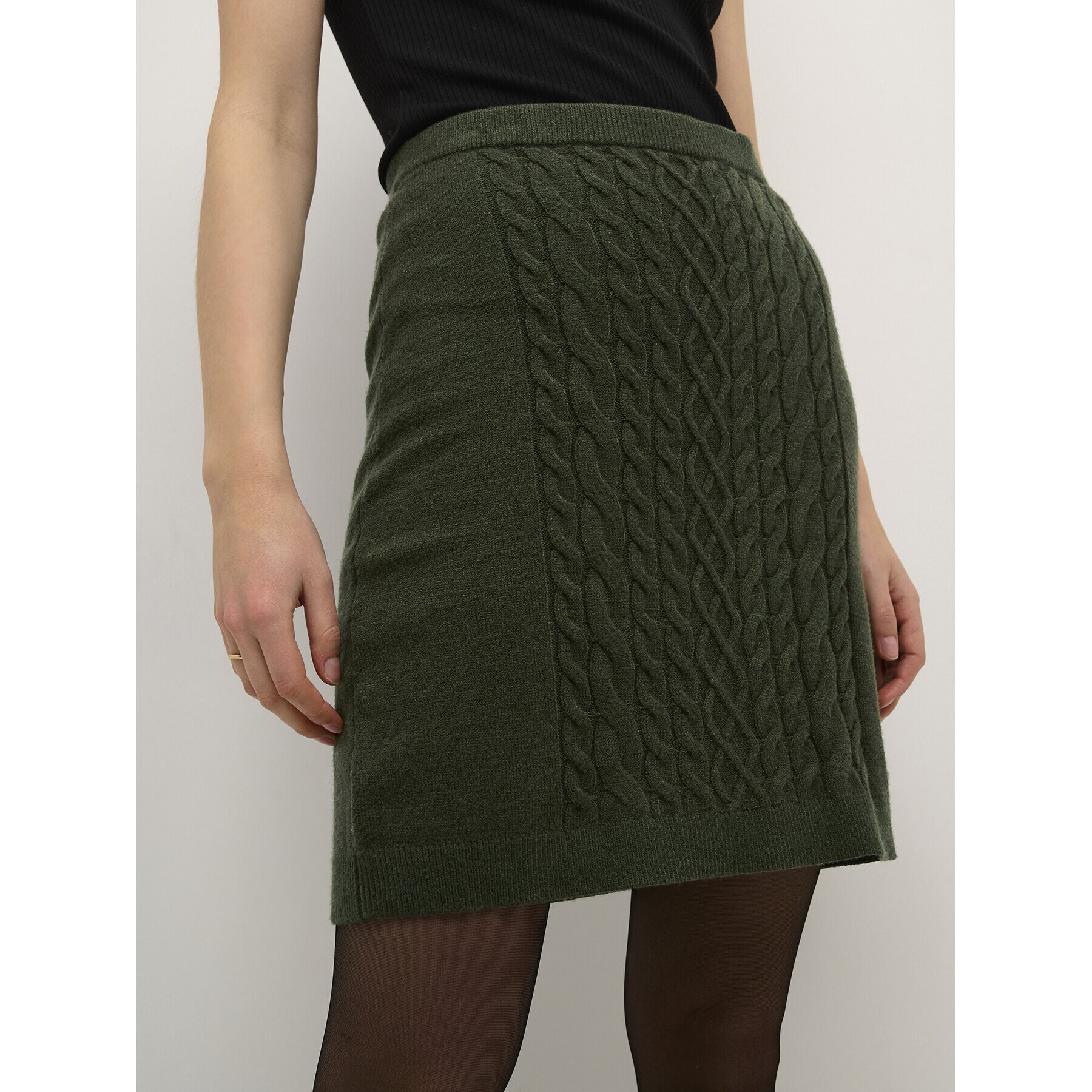 Cream Мини пола Crdela Knit 10611918 Зелен Shaped Fit - Pepit.bg