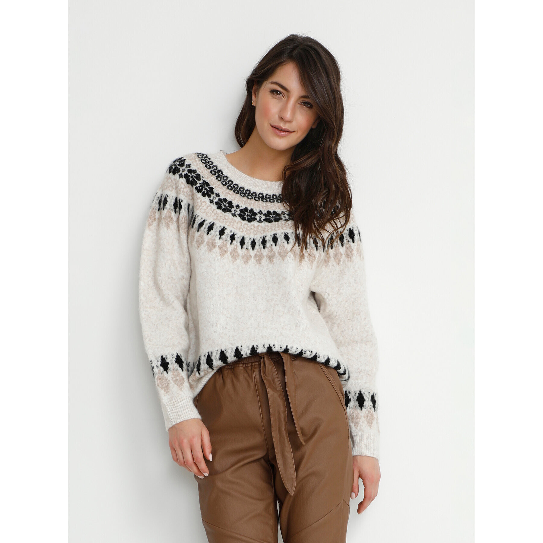 Cream Пуловер Cherry 10610568 Бежов Loose Fit - Pepit.bg