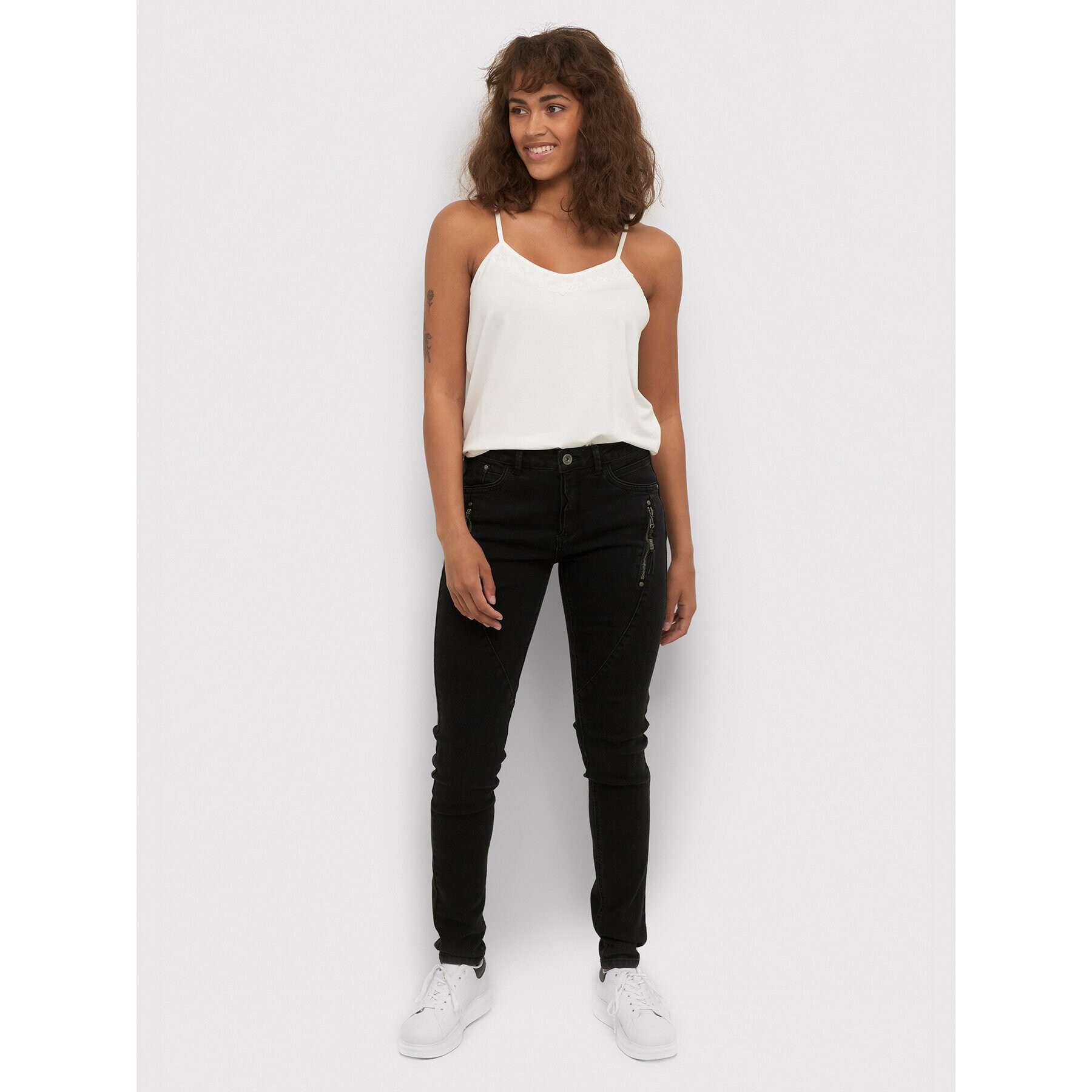 Cream топ CRTrulla 10610677 Бял Slim Fit - Pepit.bg