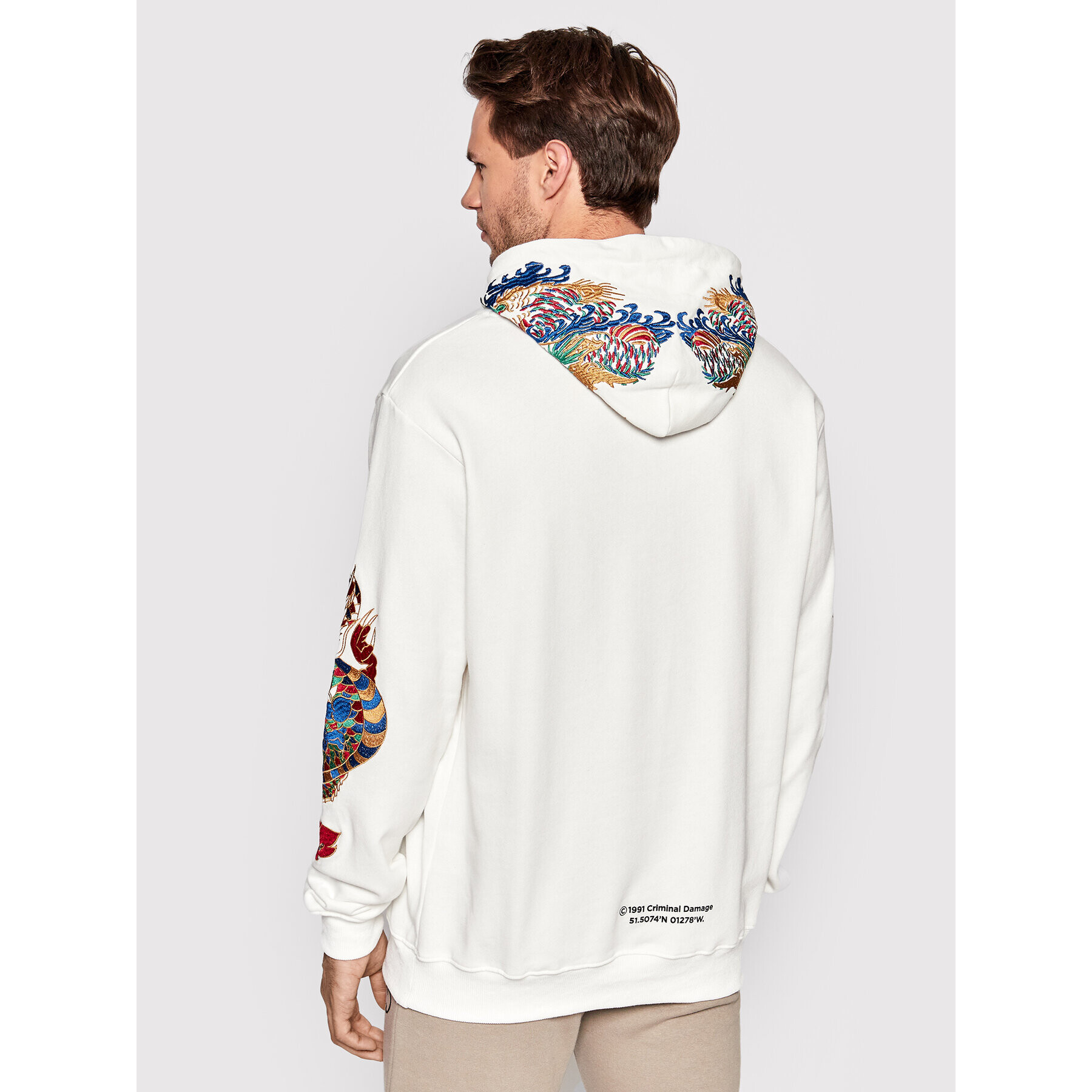 Criminal Damage Суитшърт Gold Dragon GDHOW21 Бял Regular Fit - Pepit.bg