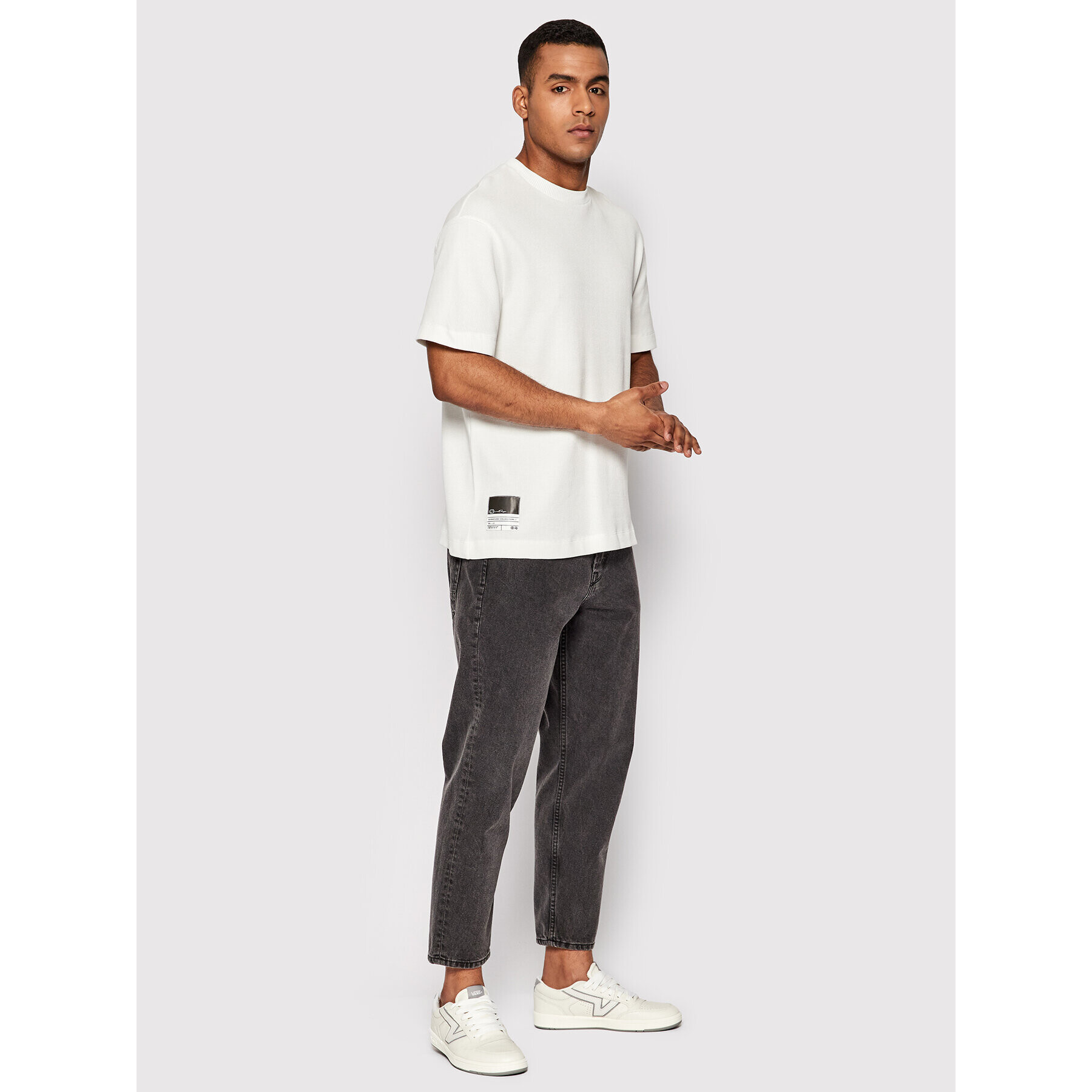 Criminal Damage Тишърт Waffle WTOW22 Бял Regular Fit - Pepit.bg