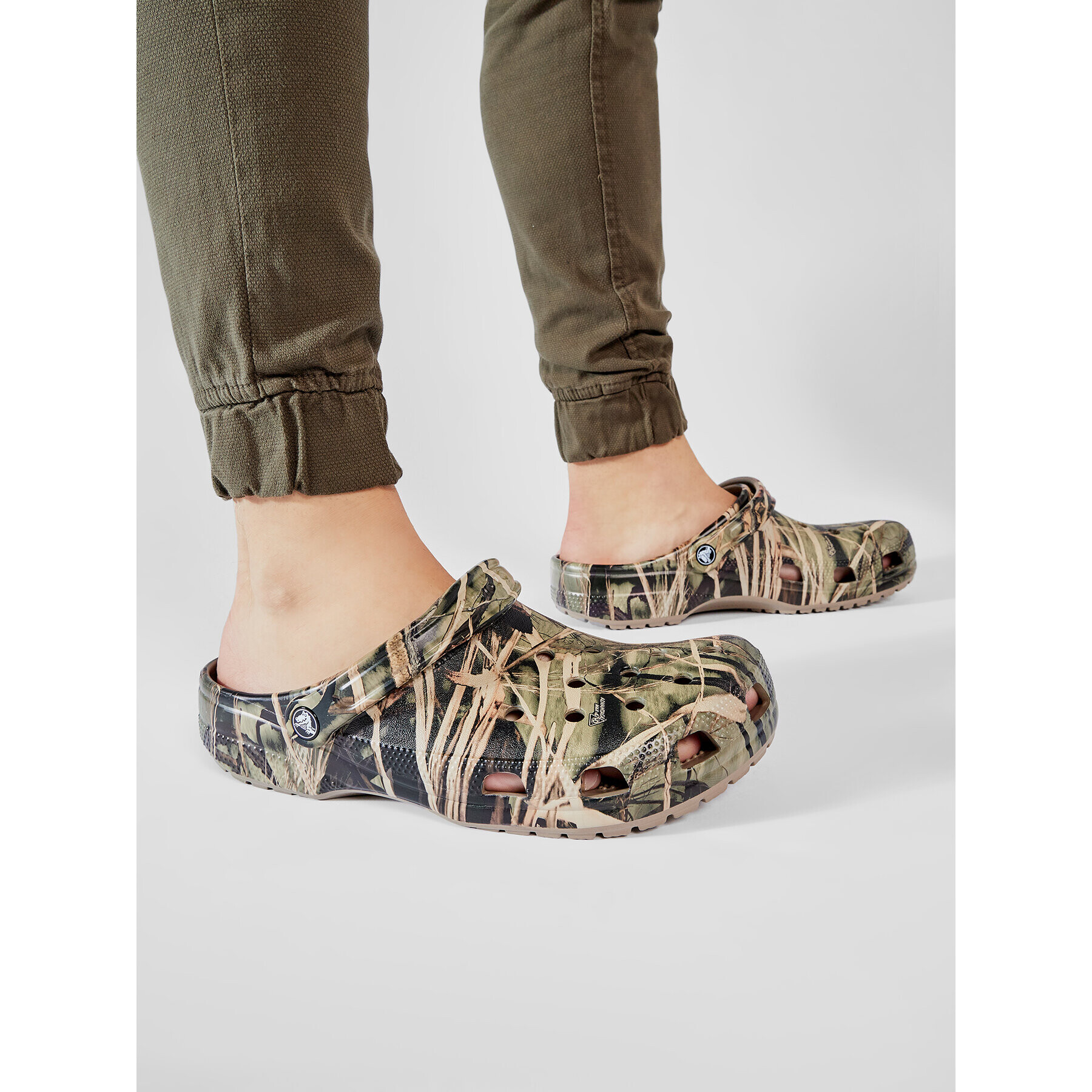 Crocs Чехли Classic Realtree 12132 Зелен - Pepit.bg