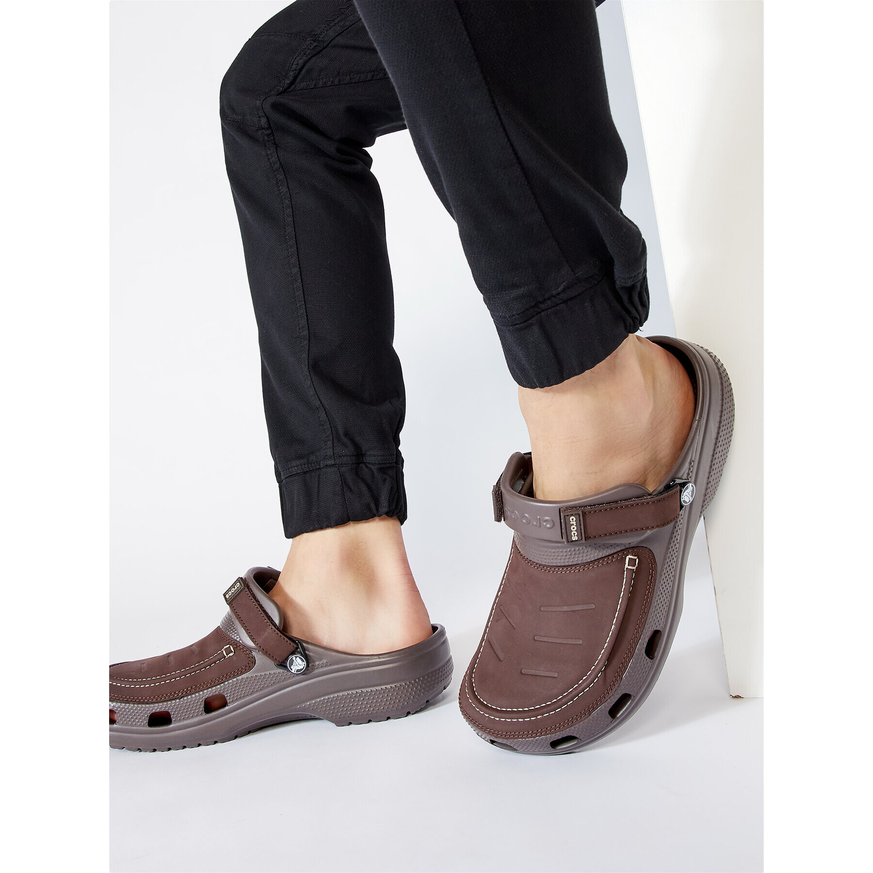 Crocs Чехли Yukon Vista II Clog M 207142 Кафяв - Pepit.bg