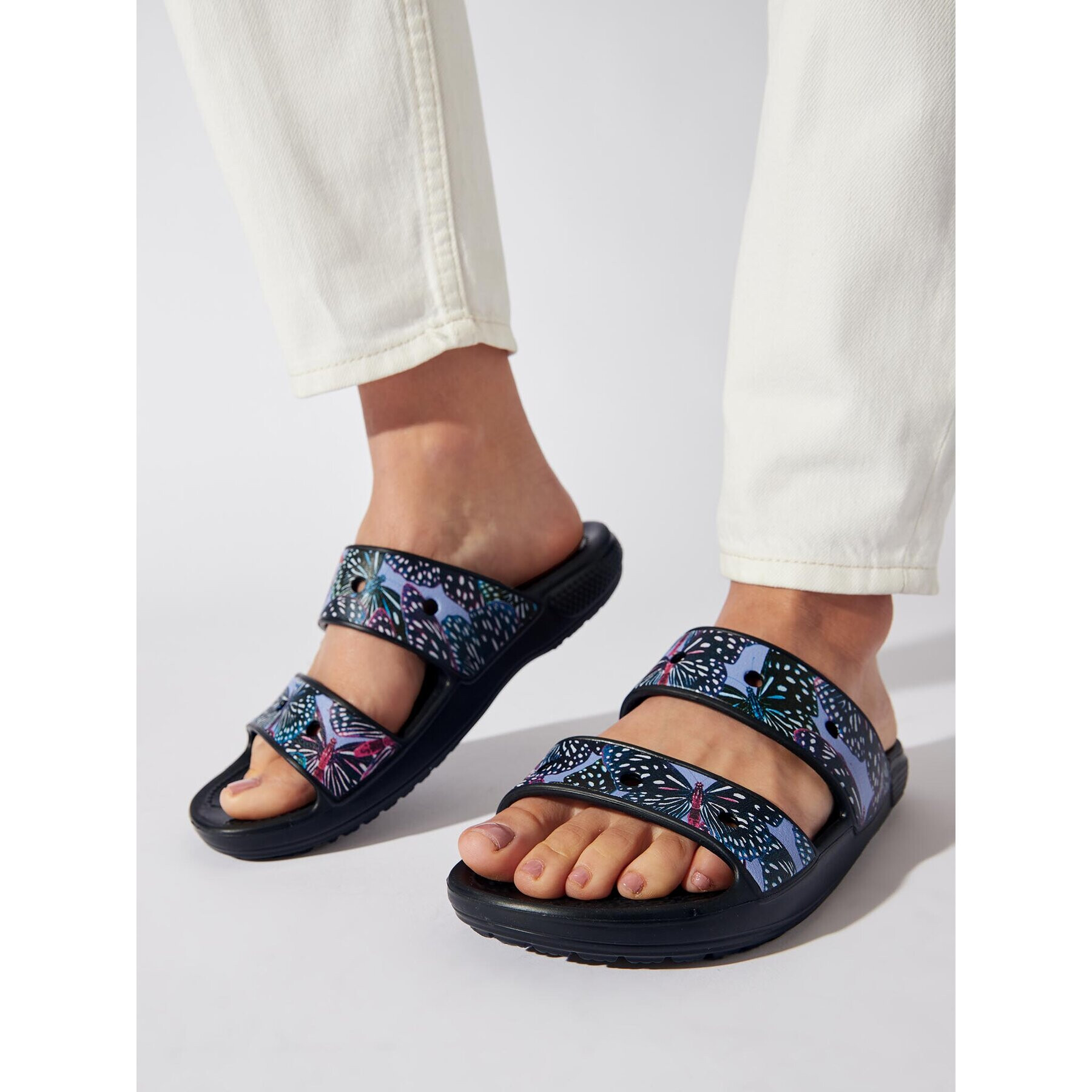 Crocs Чехли Classic Butterfly Sandal 208246 Черен - Pepit.bg