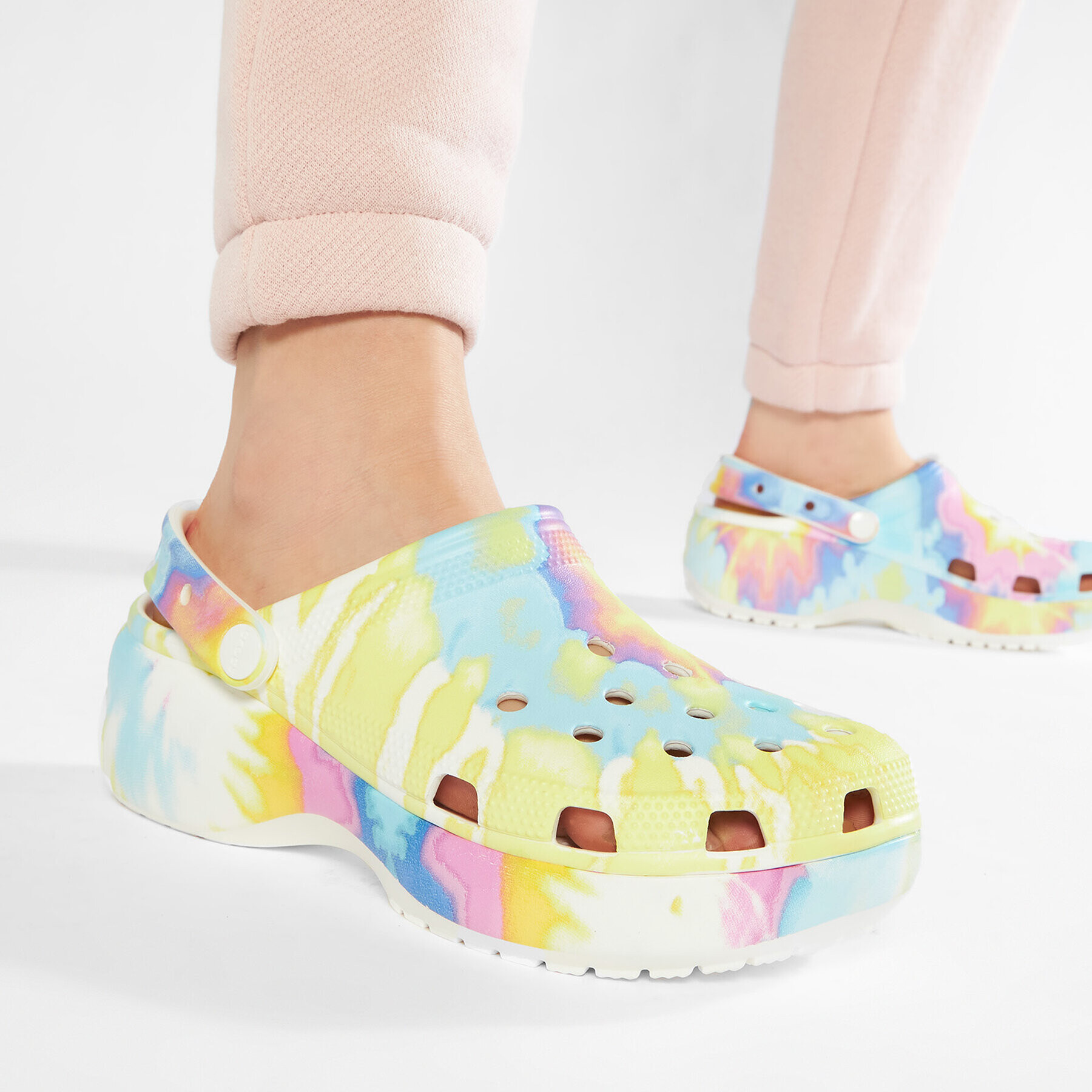 Crocs Чехли Classic Platform Tie Dye Graph Clgw 207151 Бял - Pepit.bg