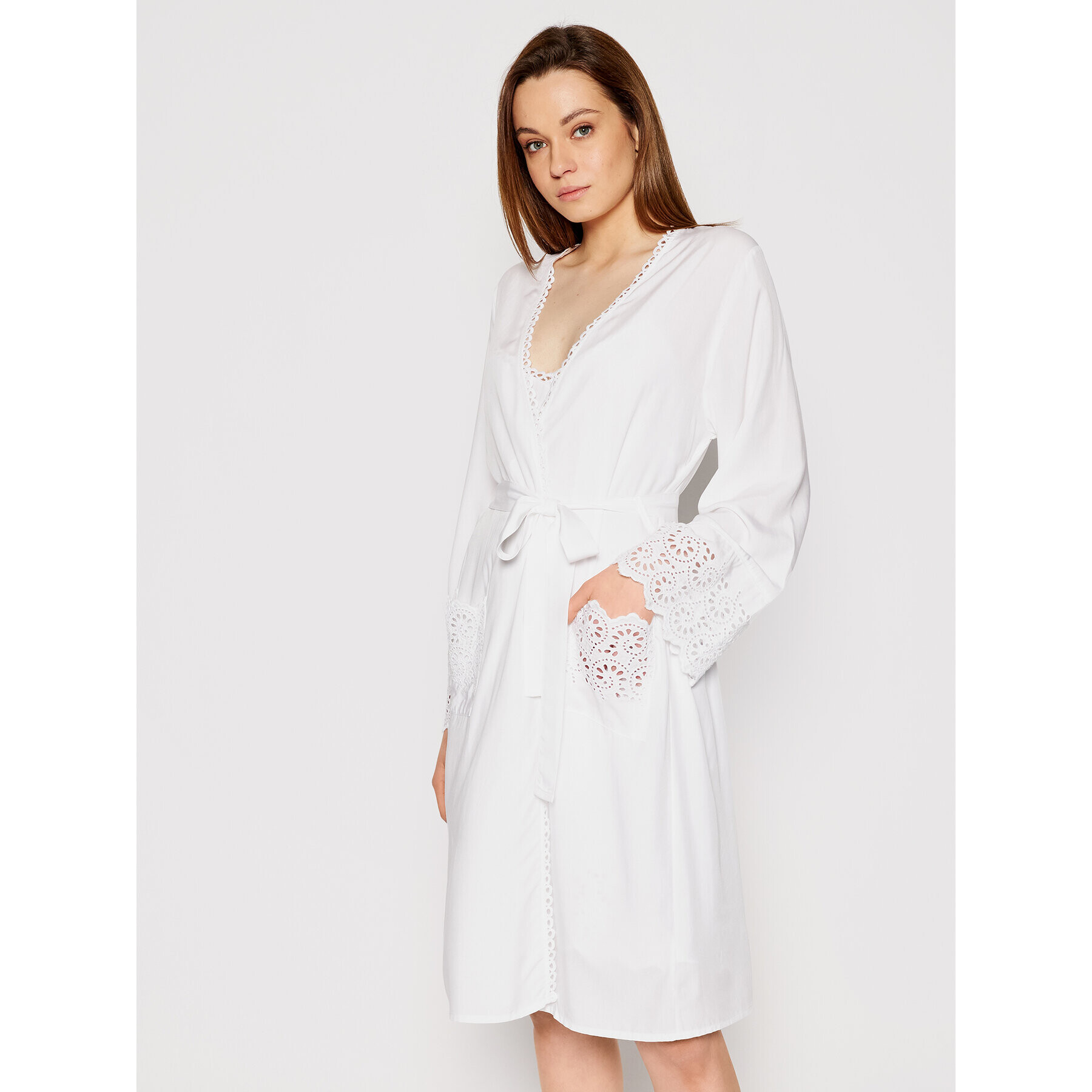 Cyberjammies Халат Leah 4840 Бял - Pepit.bg