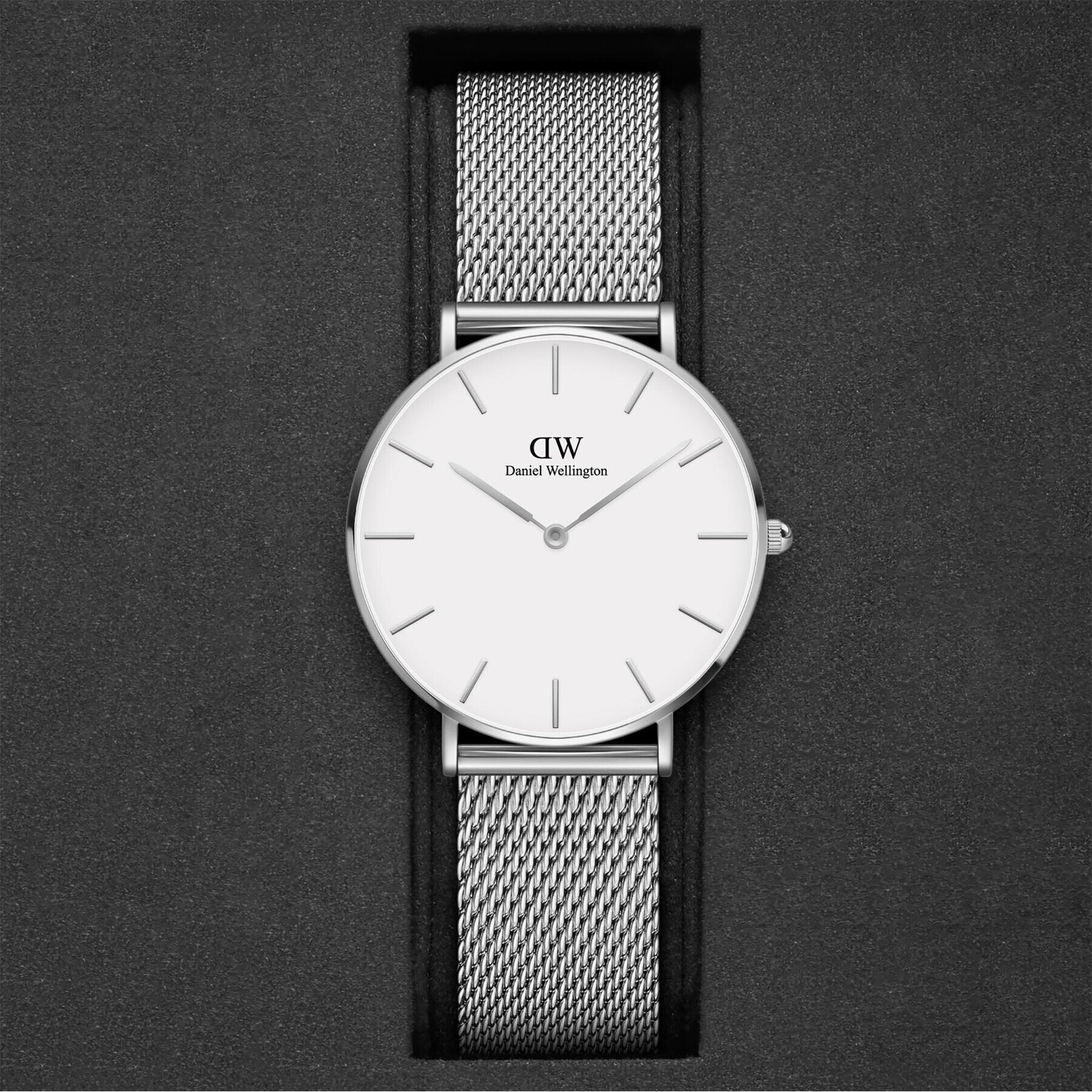 Daniel Wellington Часовник Petite DW00100306 Сребрист - Pepit.bg