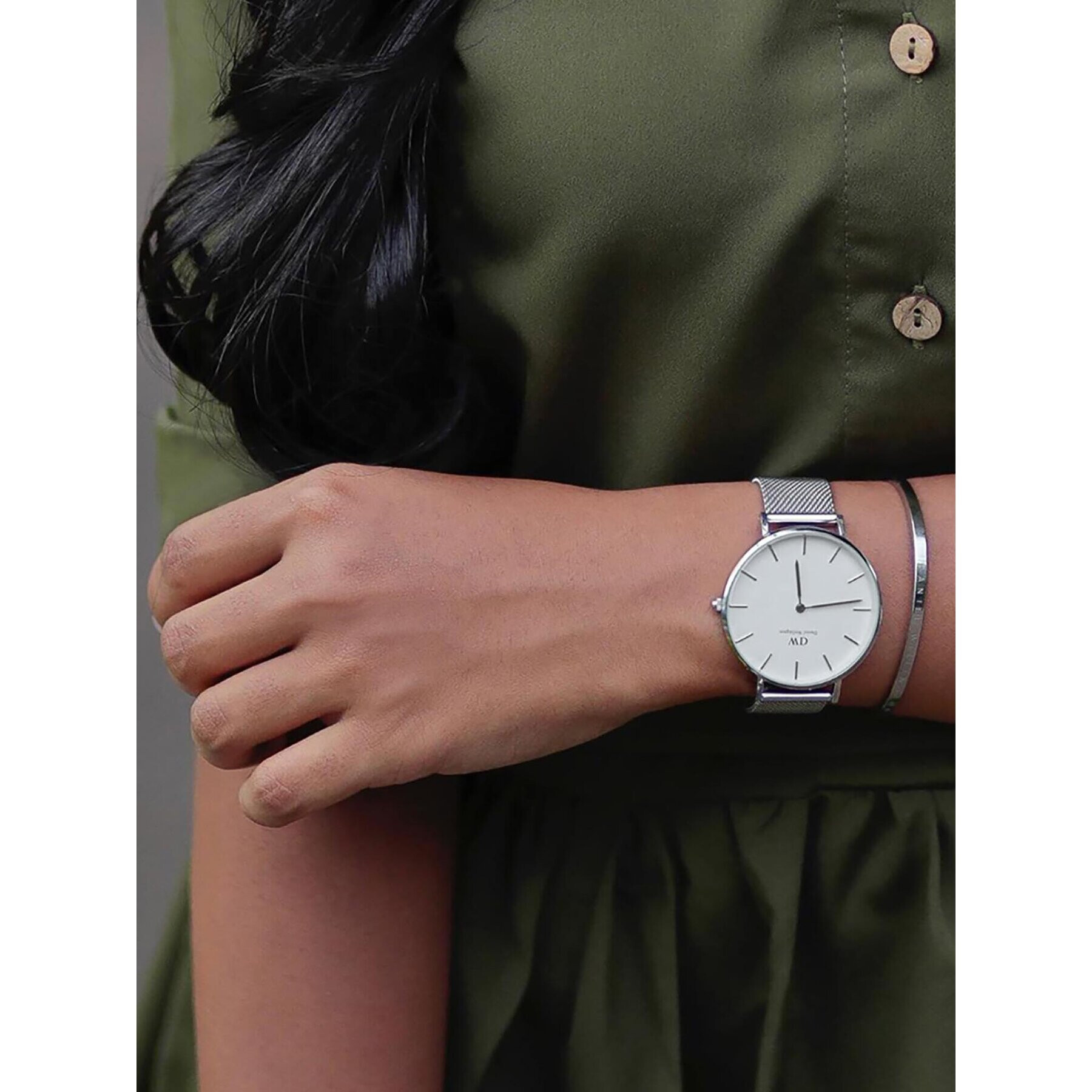 Daniel Wellington Часовник Petite DW00100306 Сребрист - Pepit.bg