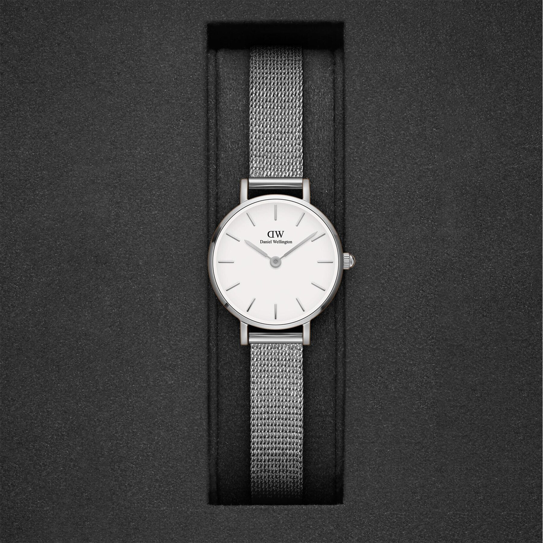 Daniel Wellington Часовник Petite Pressed DW00100442 Сребрист - Pepit.bg