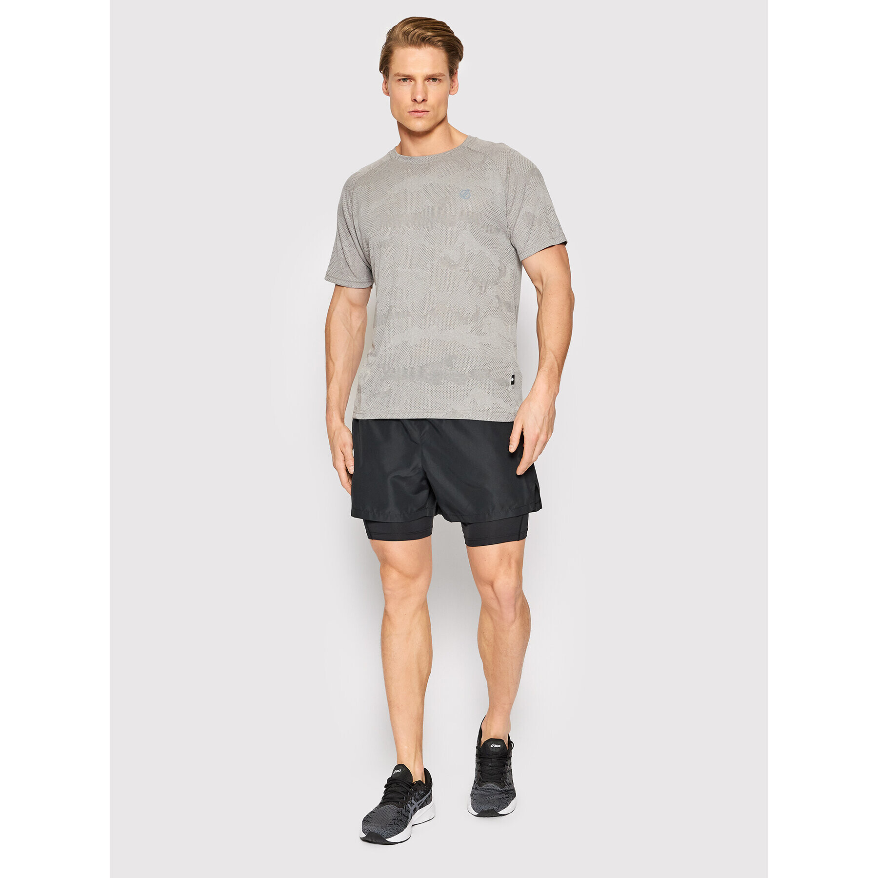 Dare2B Спортни шорти Recreate II DMJ511 Черен Regular Fit - Pepit.bg