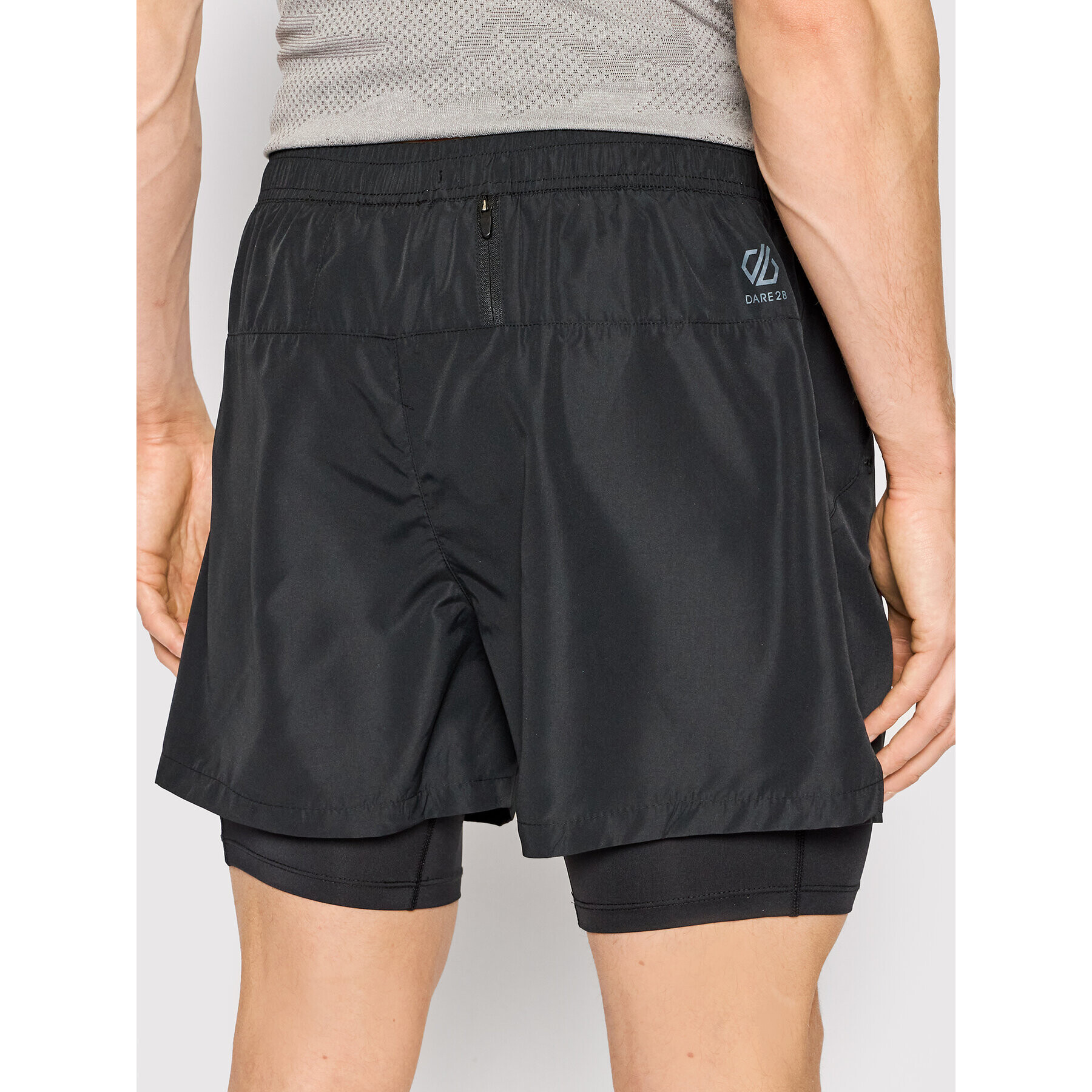 Dare2B Спортни шорти Recreate II DMJ511 Черен Regular Fit - Pepit.bg