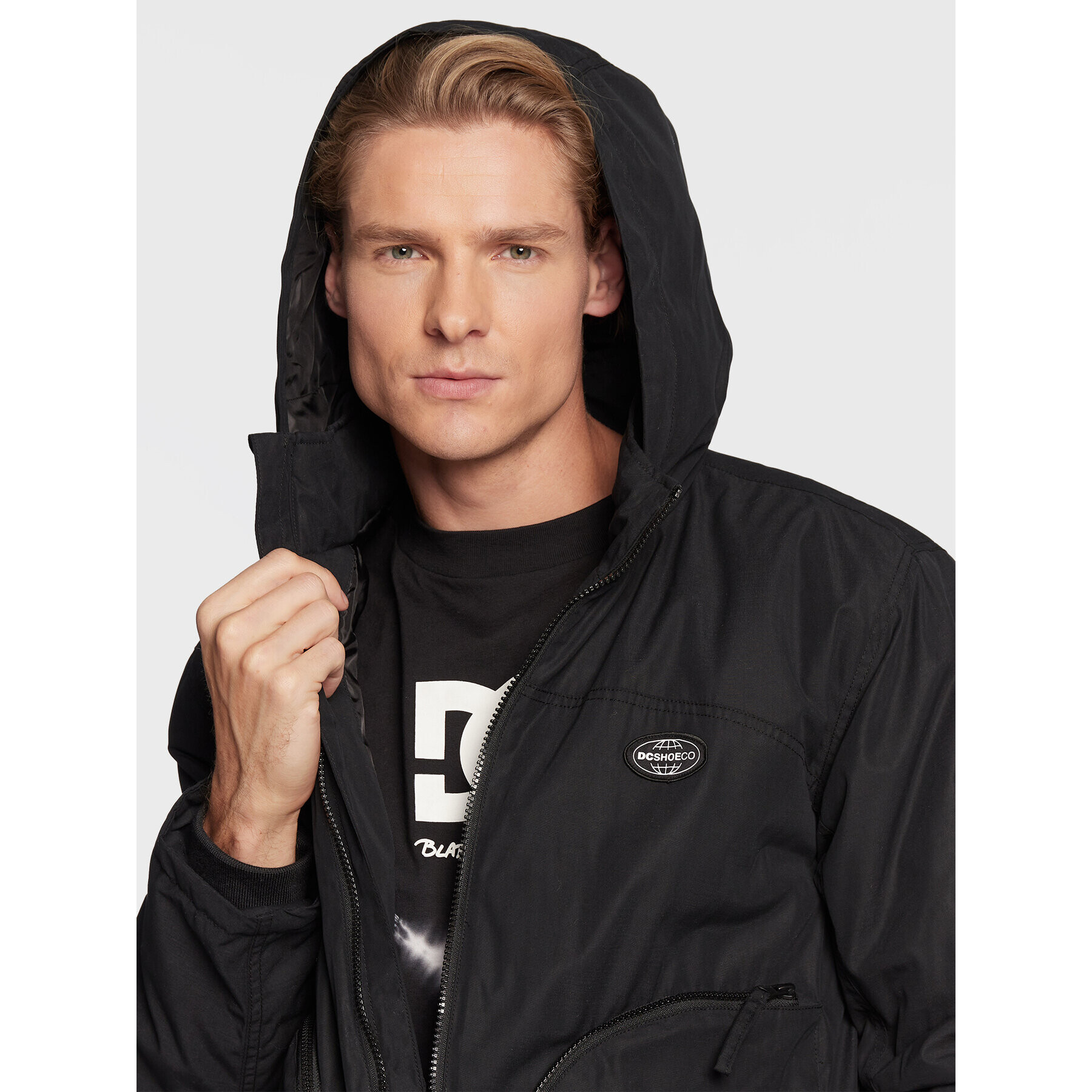 DC Преходно яке Tactful ADYJK03149 Черен Classic Fit - Pepit.bg