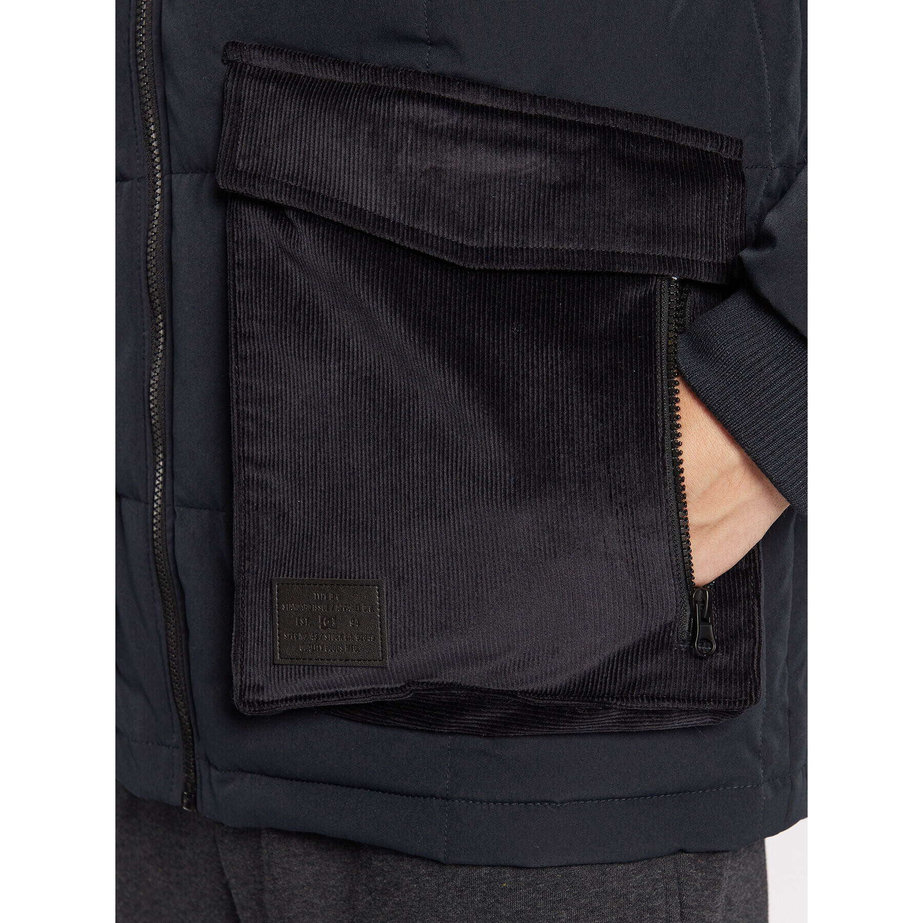 DC Пухено яке The Bandit ADYJK03145 Черен Regular Fit - Pepit.bg