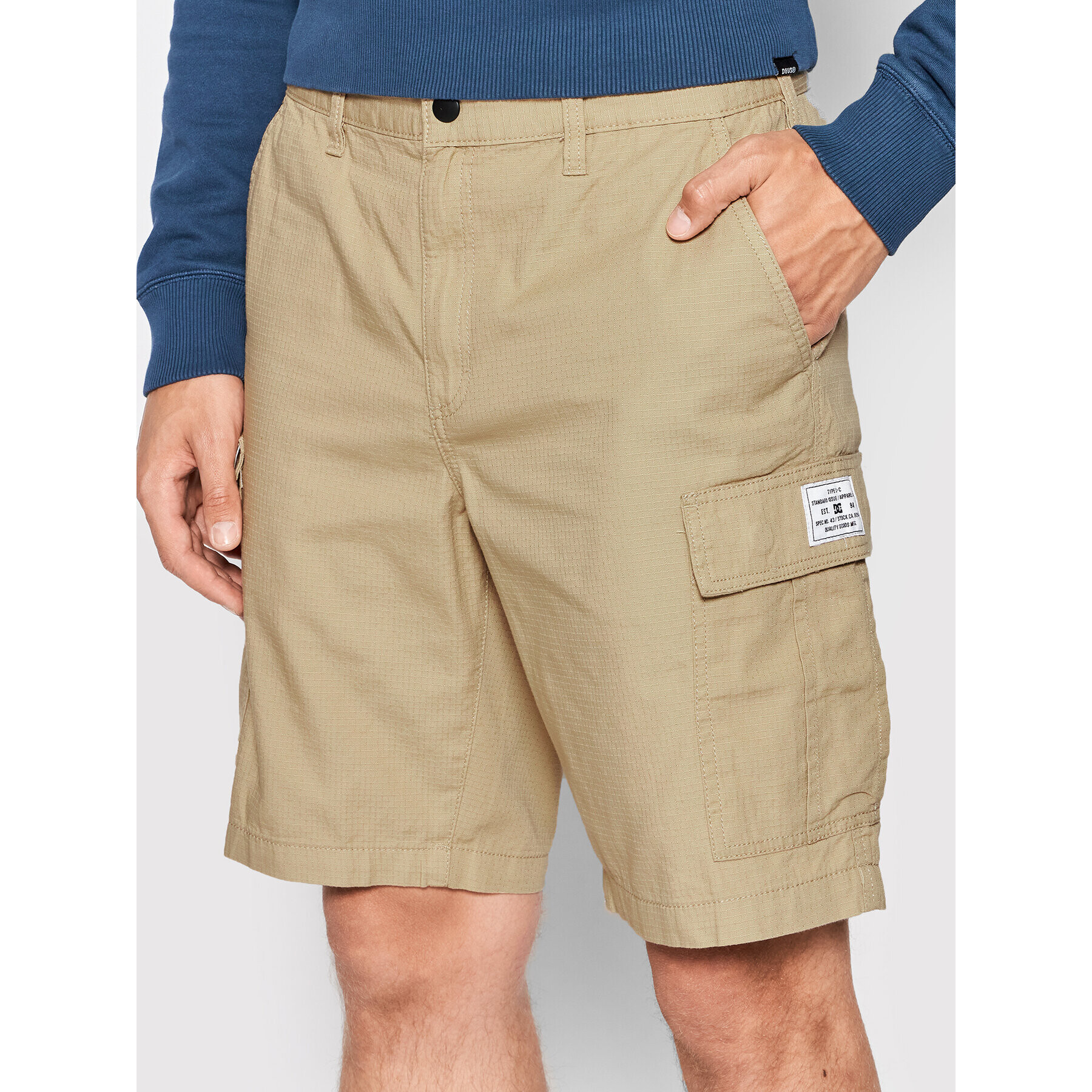 DC Шорти от плат Warehouse ADYWS03062 Бежов Relaxed Fit - Pepit.bg
