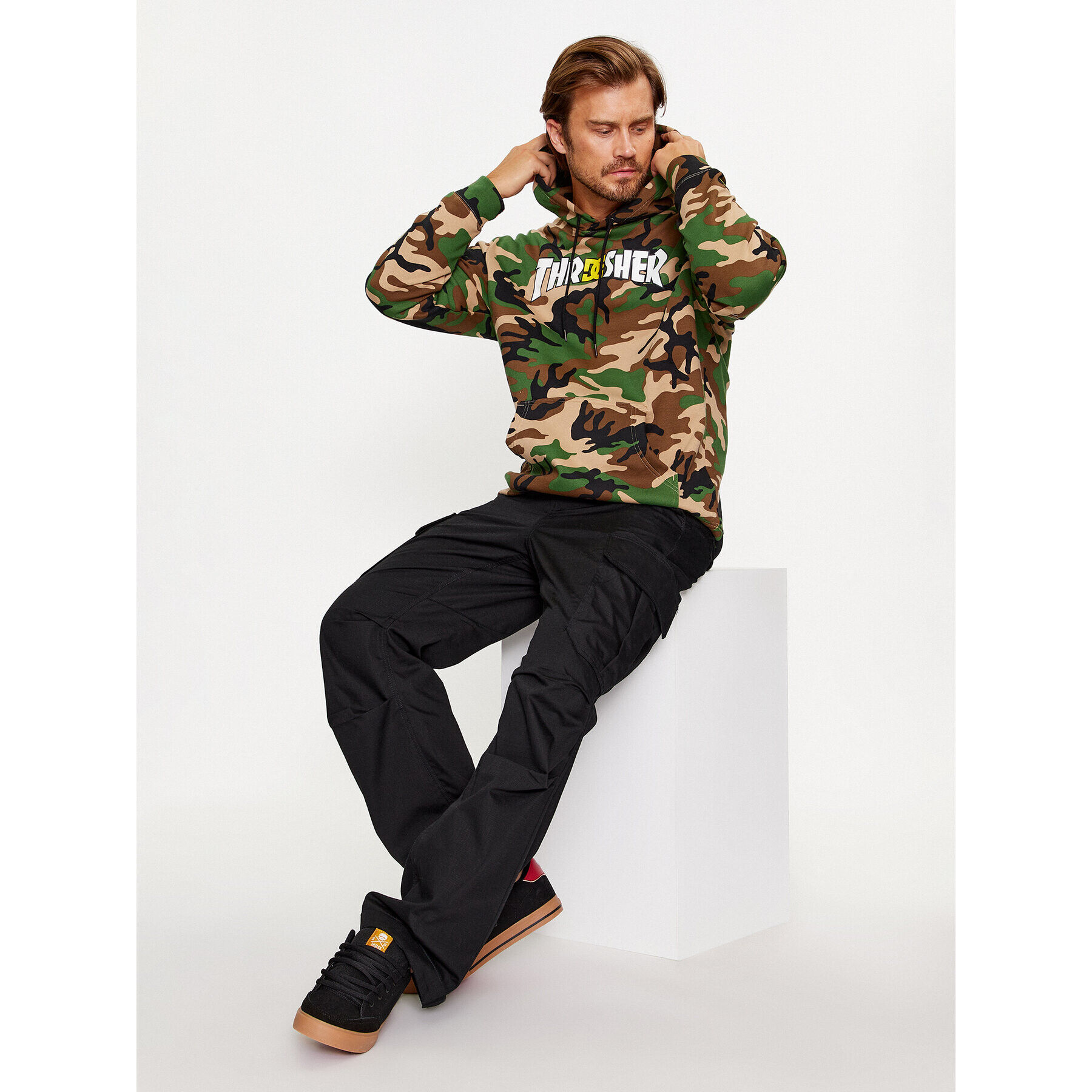 DC Суитшърт X Thrasher Otlr ADYFT03399 Каки Regular Fit - Pepit.bg