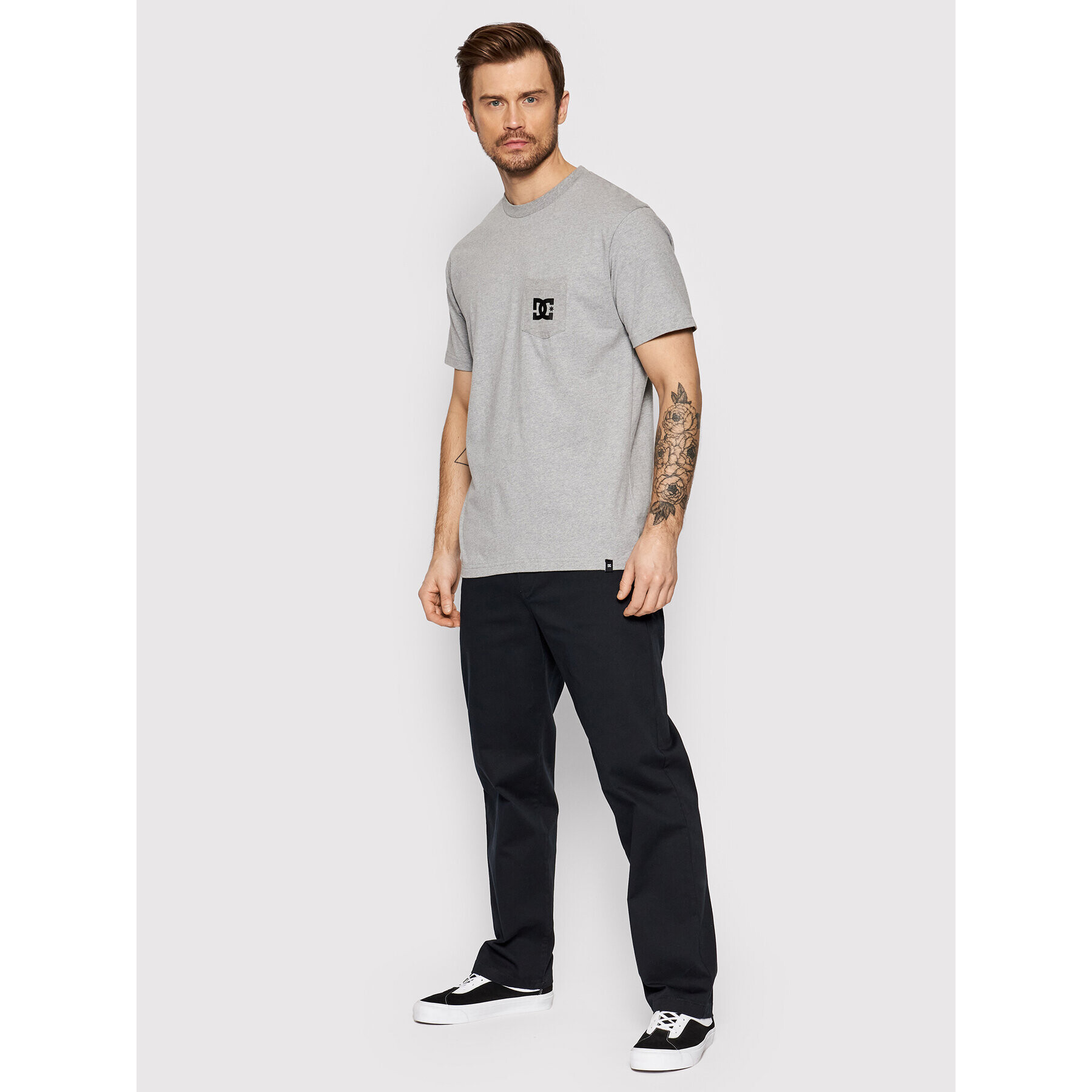 DC Текстилни панталони Worker ADYNP03076 Черен Relaxed Fit - Pepit.bg