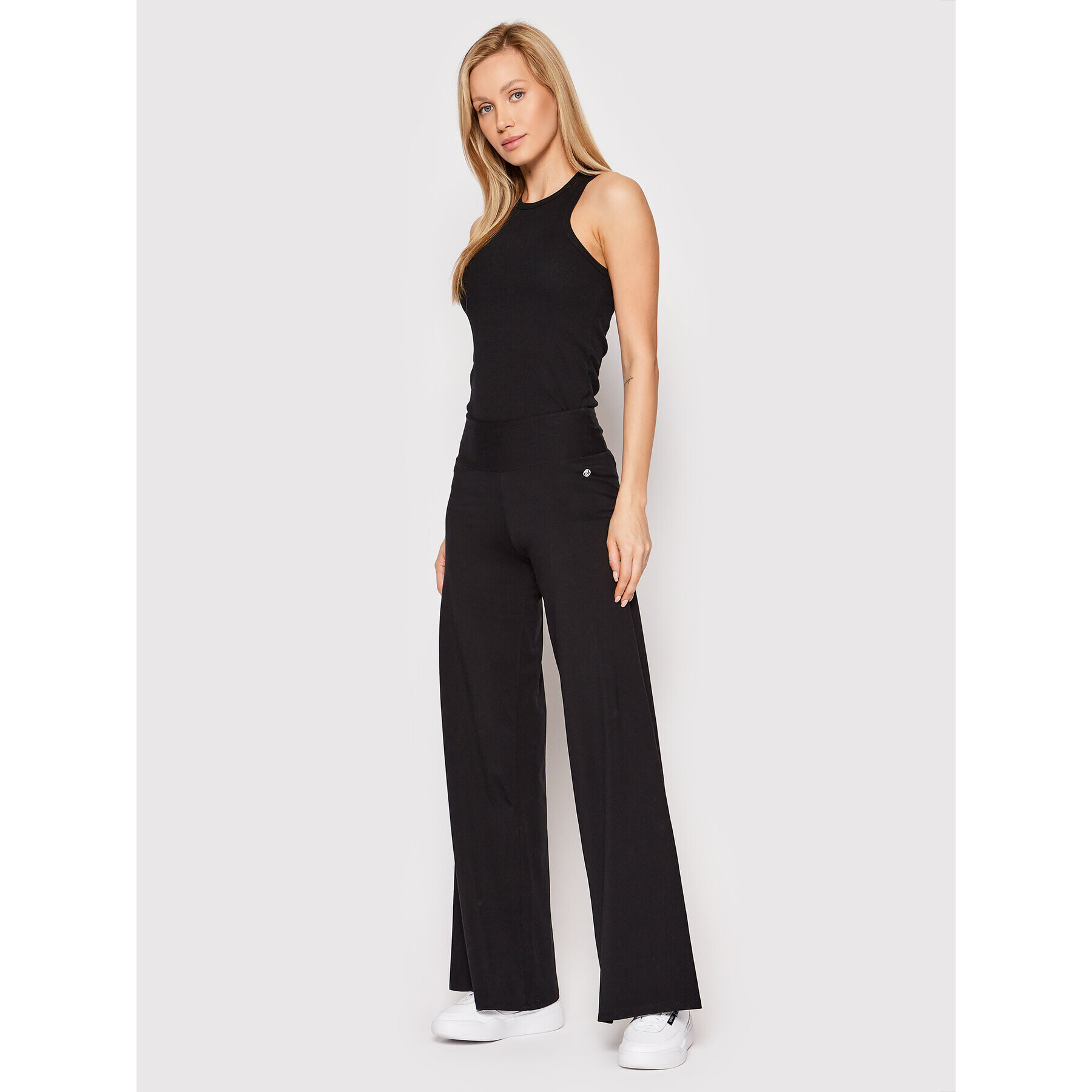 Deha Долнище анцуг Wide Leg A00168 Черен Regular Fit - Pepit.bg
