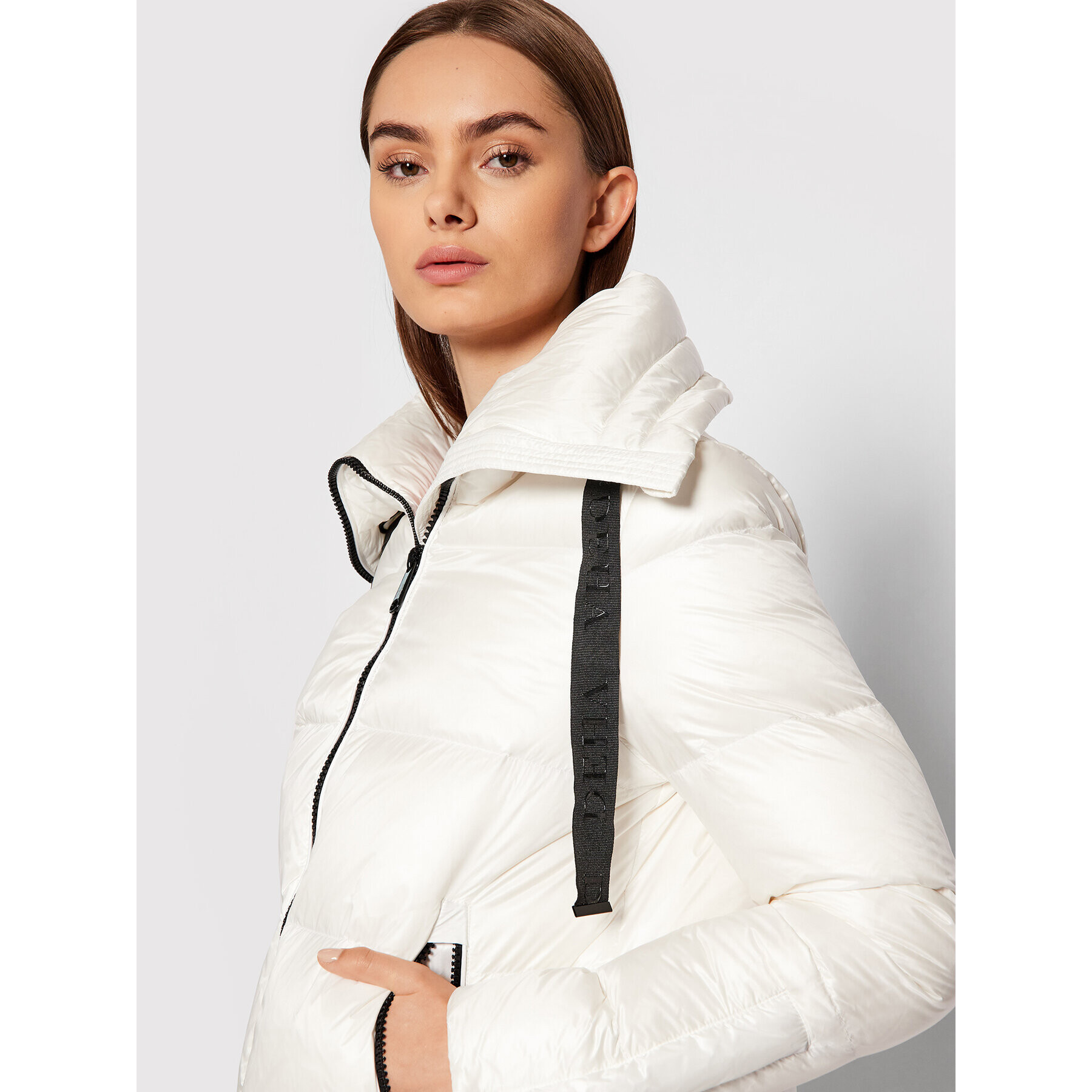 Deha Пухено яке D53260 Бял Regular Fit - Pepit.bg