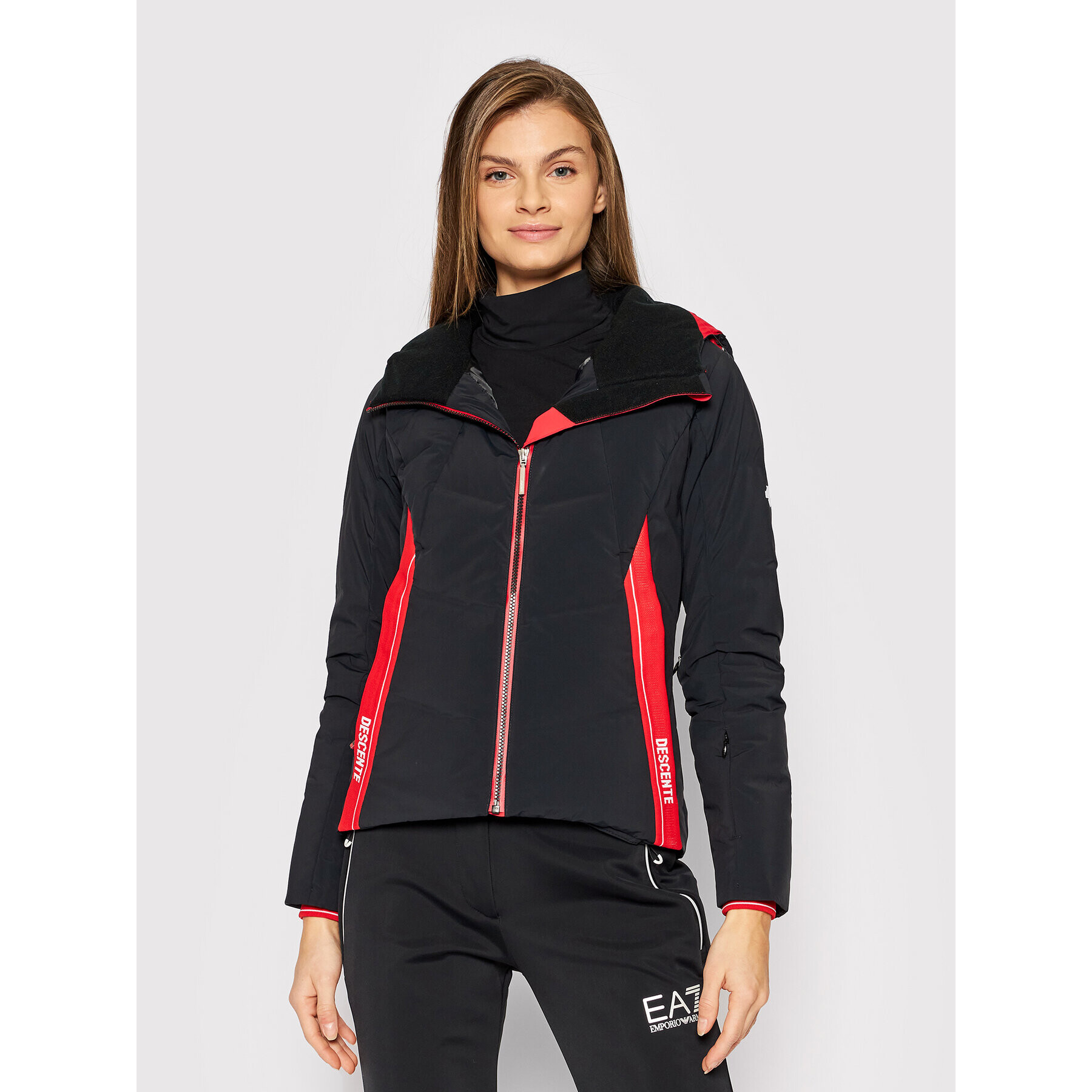 Descente Скиорско яке Joanne DWWSGK43 Черен Slim Fit - Pepit.bg