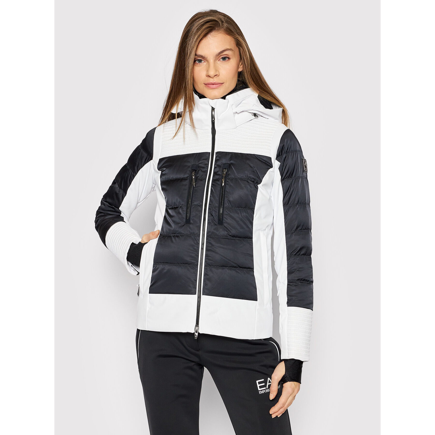 Descente Скиорско яке Lizette DWWSGK33 Бял Slim Fit - Pepit.bg