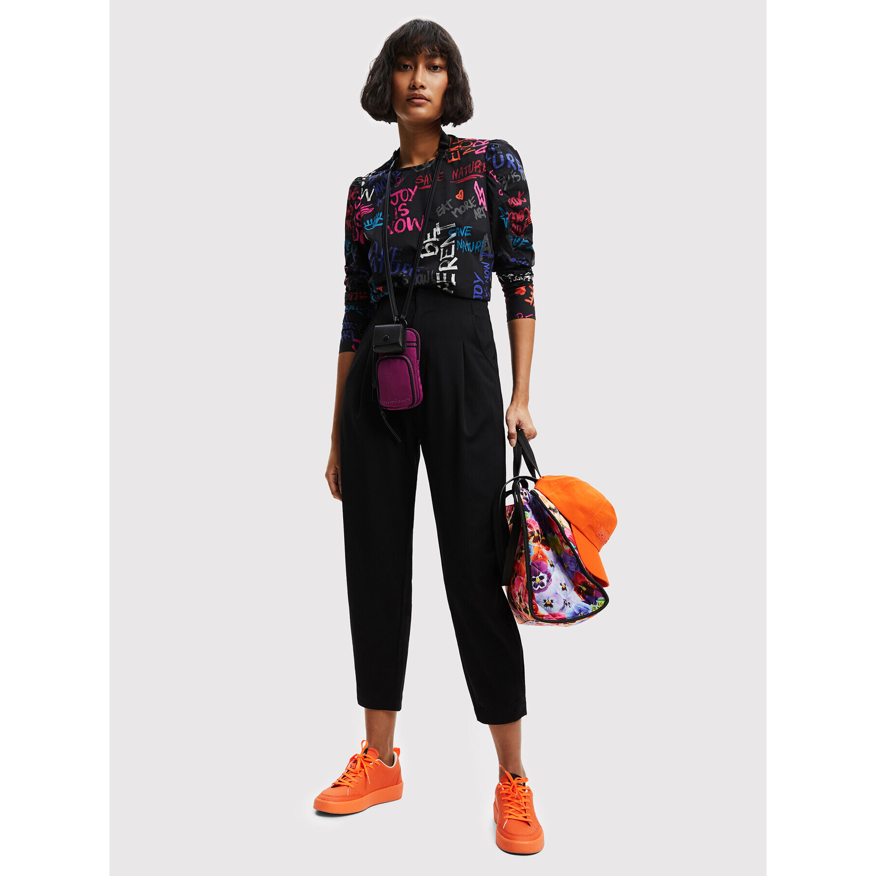 Desigual Блуза 22WWBW03 Черен Regular Fit - Pepit.bg