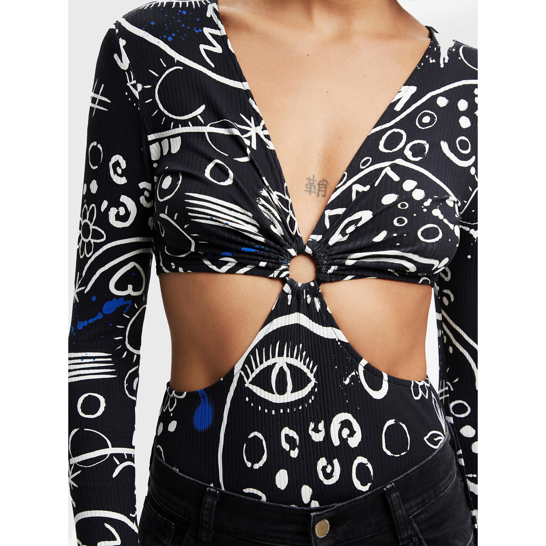 Desigual Боди 22WWQK06 Черен Slim Fit - Pepit.bg