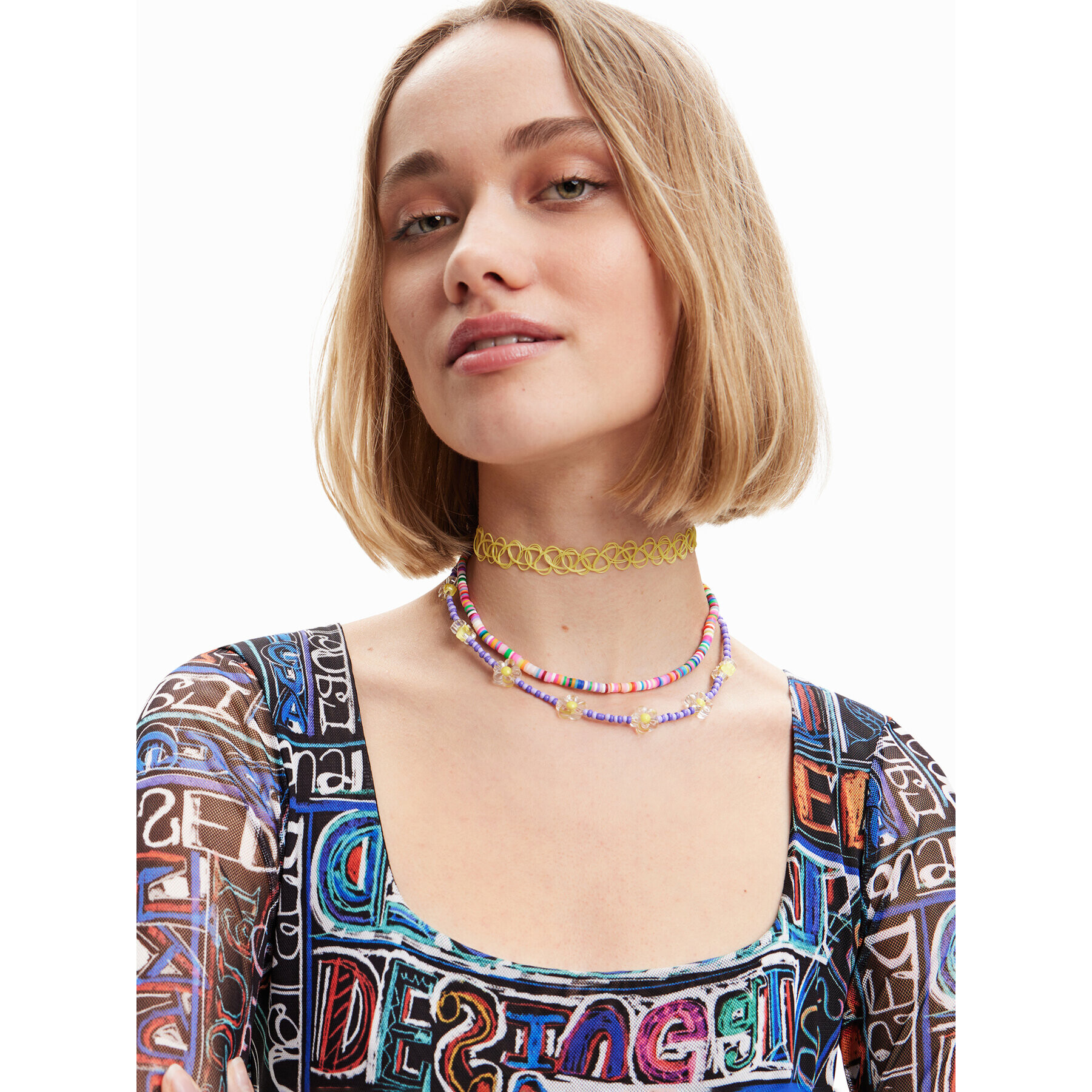Desigual Боди Lettering 23SWQK05 Черен Slim Fit - Pepit.bg