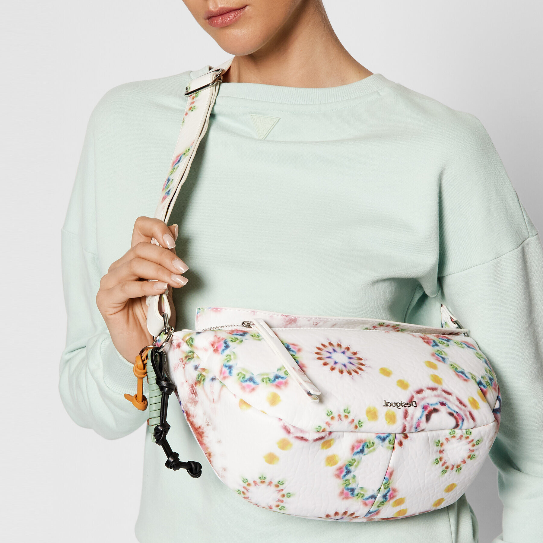 Desigual Дамска чанта 21SAXPAX Бял - Pepit.bg