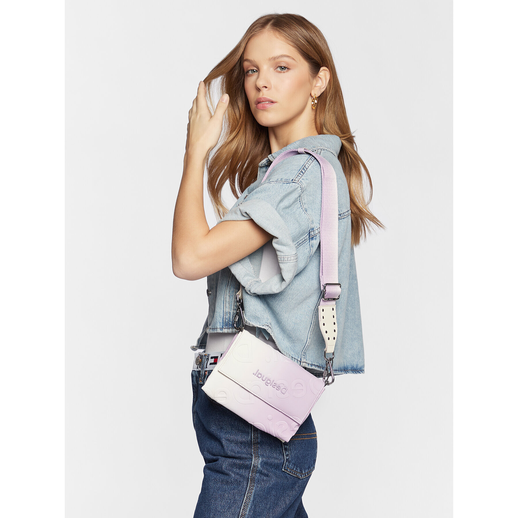Desigual Дамска чанта 22SAXP54 Виолетов - Pepit.bg