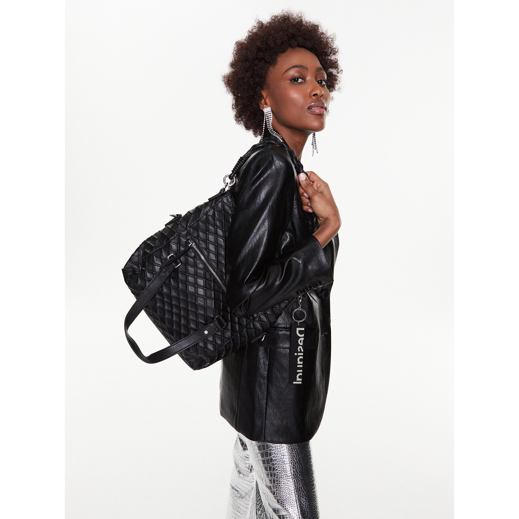 Desigual Дамска чанта 23SAXP66 Черен - Pepit.bg