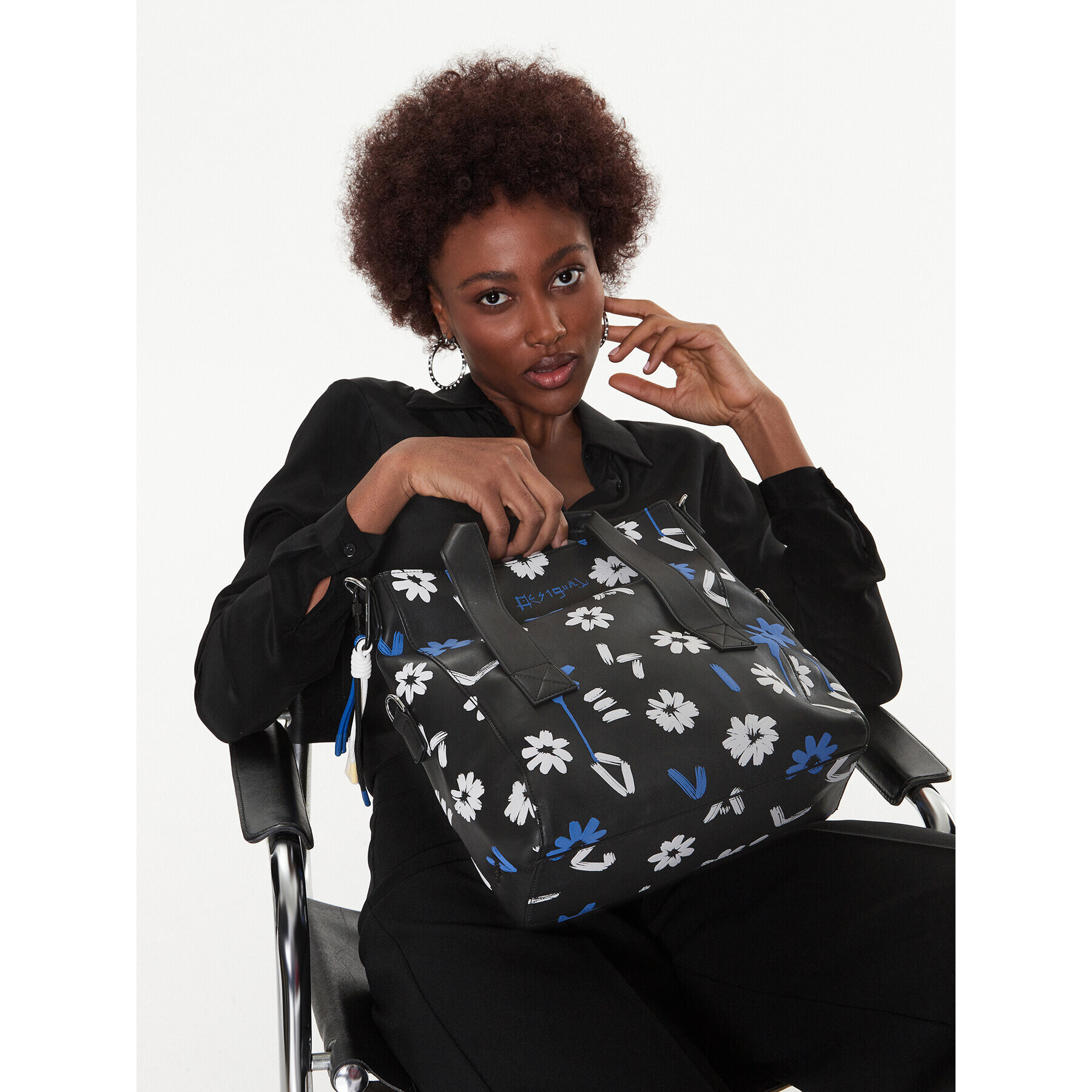 Desigual Дамска чанта 23SAXP81 Черен - Pepit.bg