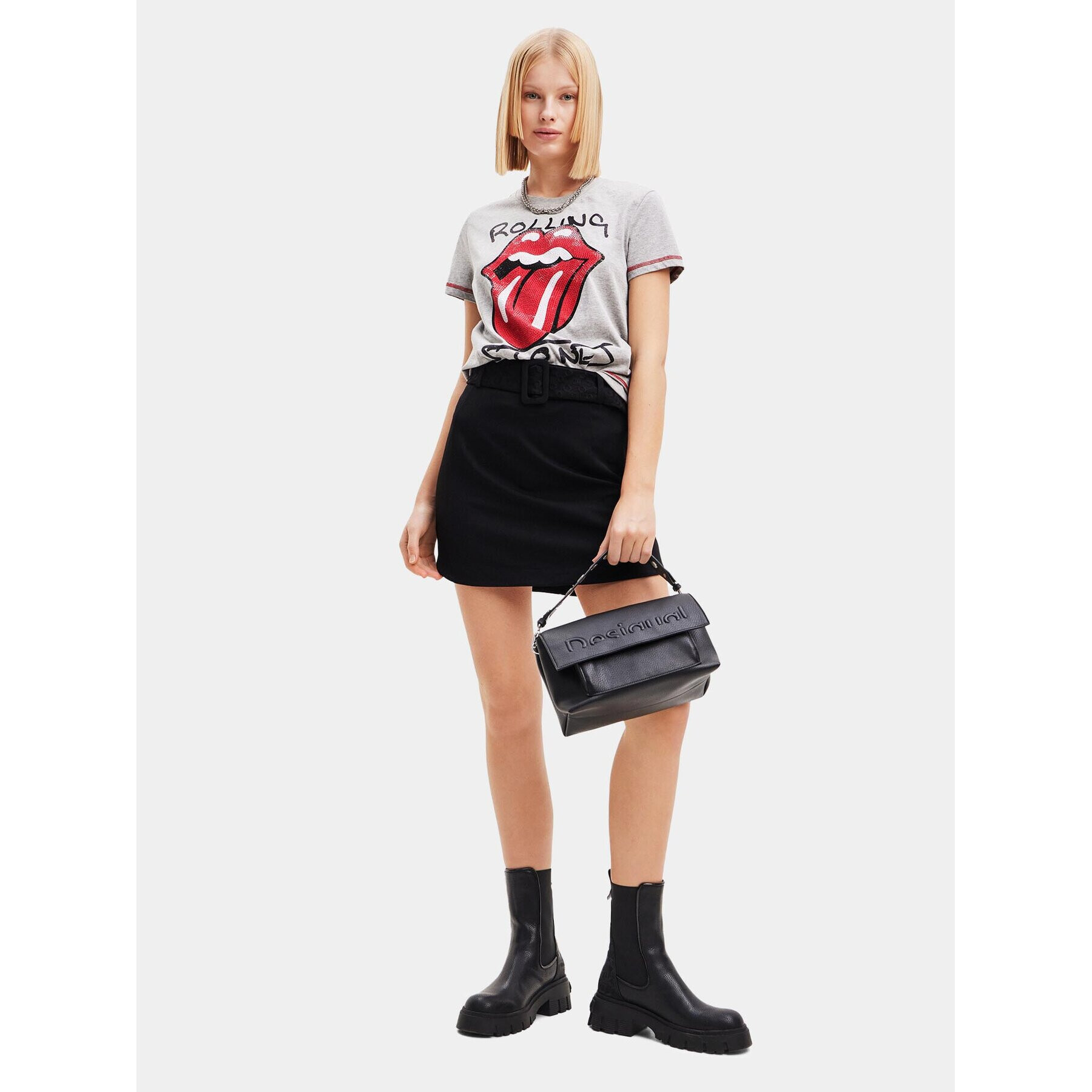 Desigual Дамска чанта 23WAXP98 Черен - Pepit.bg