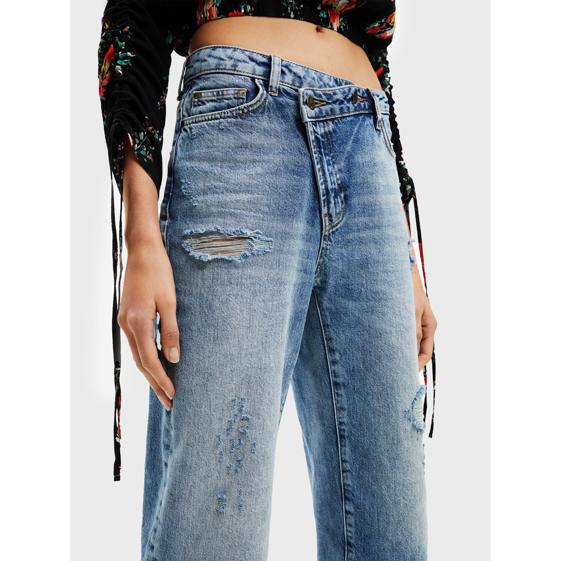Desigual Дънки Levadura 22WWDD02 Син Boyfriend Fit - Pepit.bg