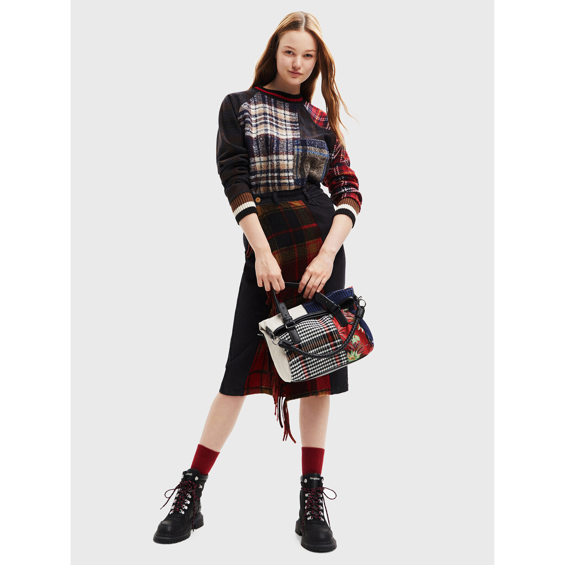 Desigual Дънкова пола Dora 22WWFD18 Черен Slim Fit - Pepit.bg
