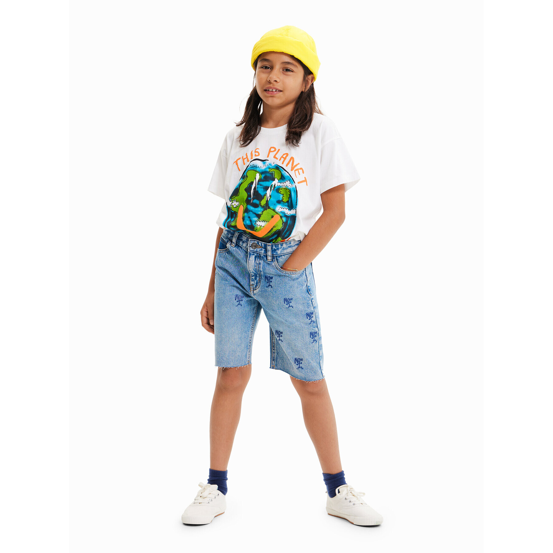 Desigual Дънкови шорти 23SBDD01 Син Regular Fit - Pepit.bg