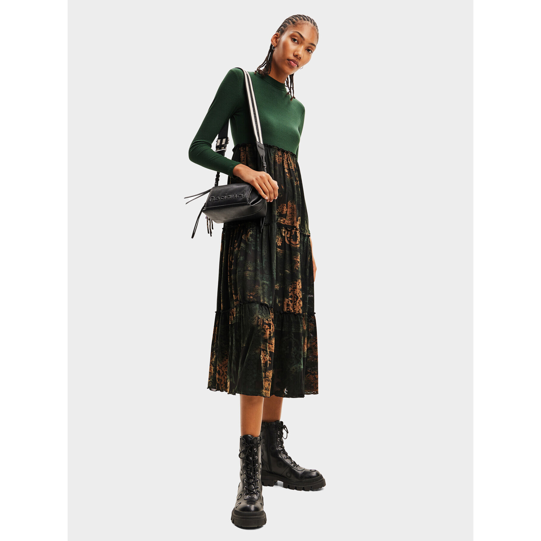 Desigual Ежедневна рокля 23WWVK89 Зелен Regular Fit - Pepit.bg