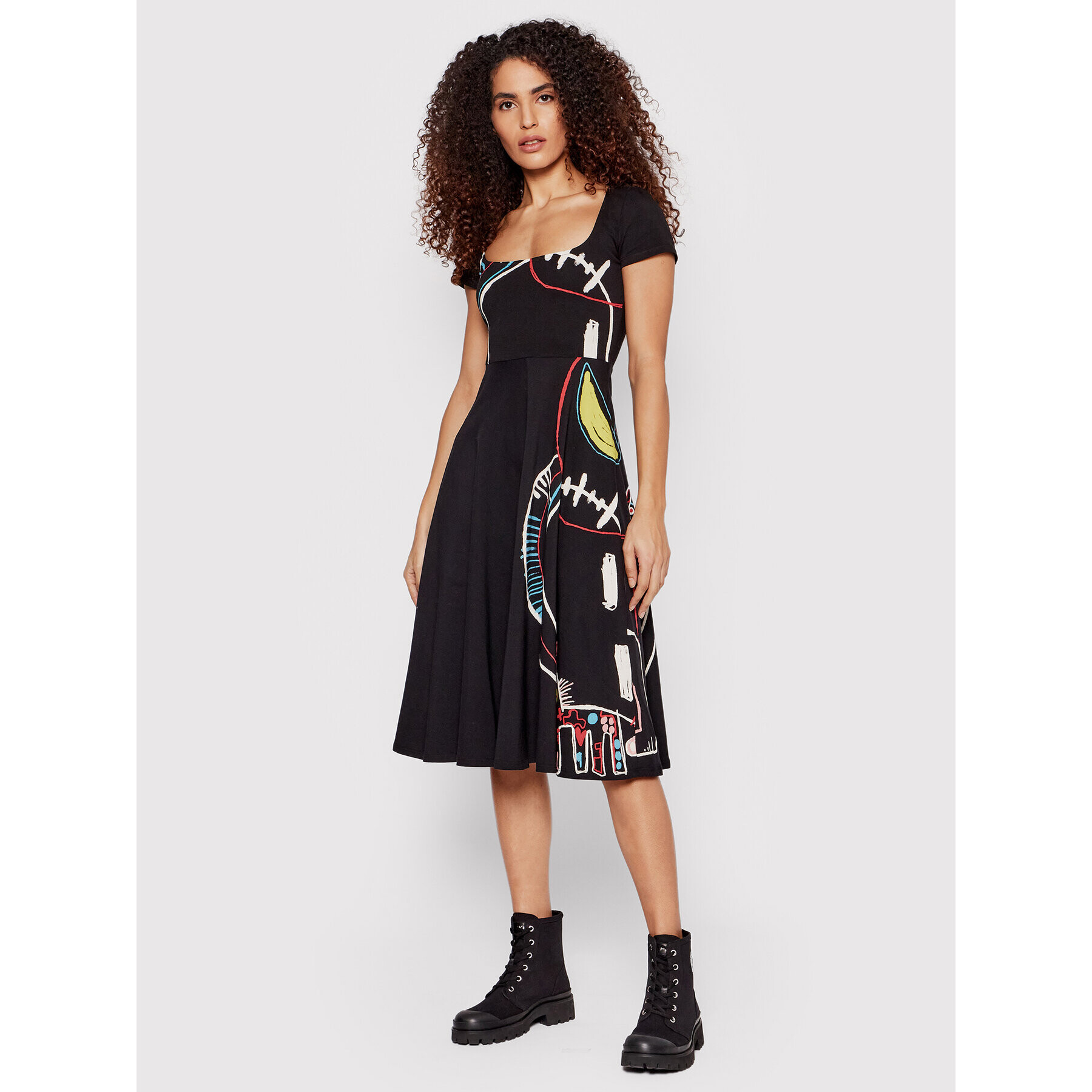 Desigual Ежедневна рокля Roma 22SWVK29 Черен Regular Fit - Pepit.bg