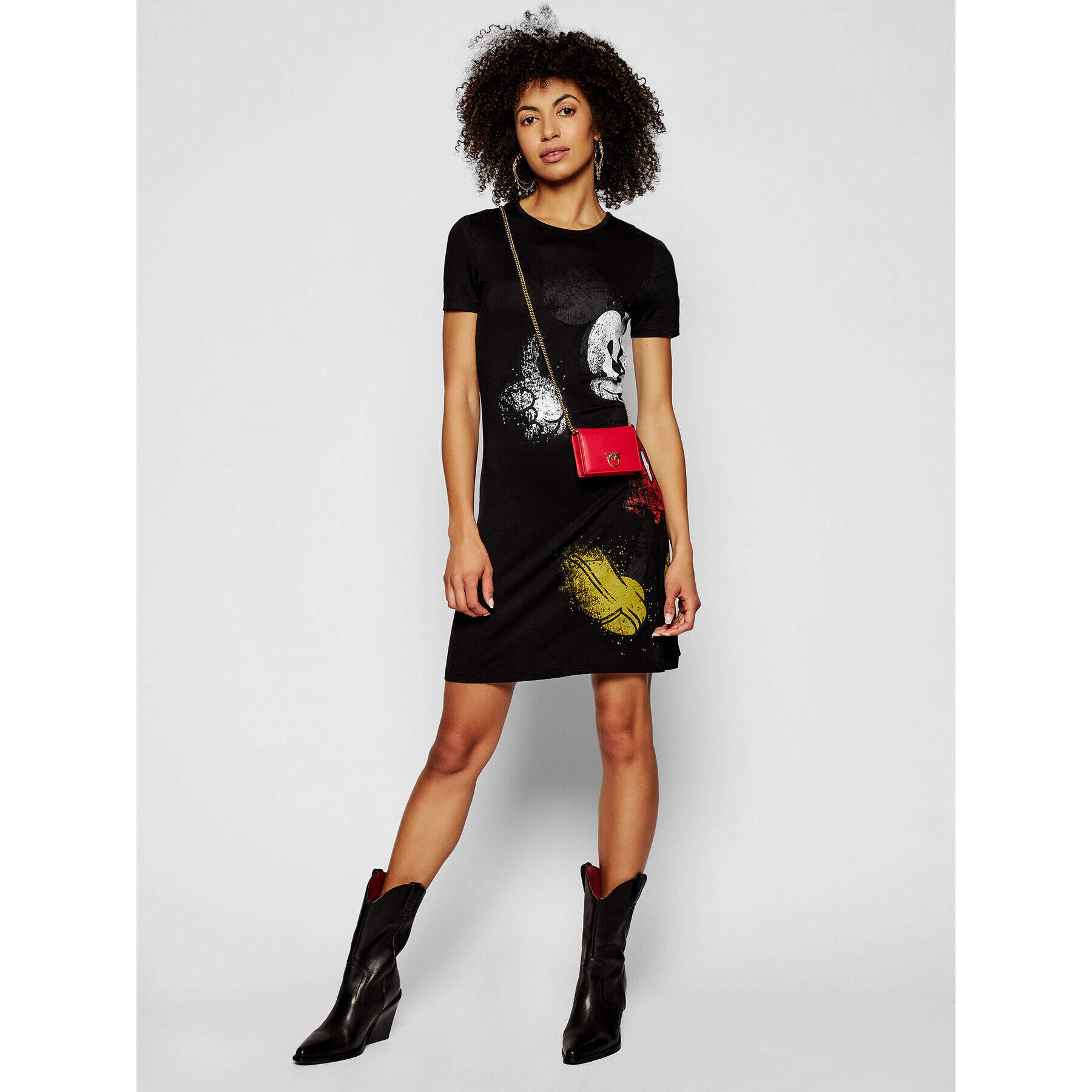 Desigual Ежедневна рокля DISNEY Mickey 21SWVKAY Черен Regular Fit - Pepit.bg