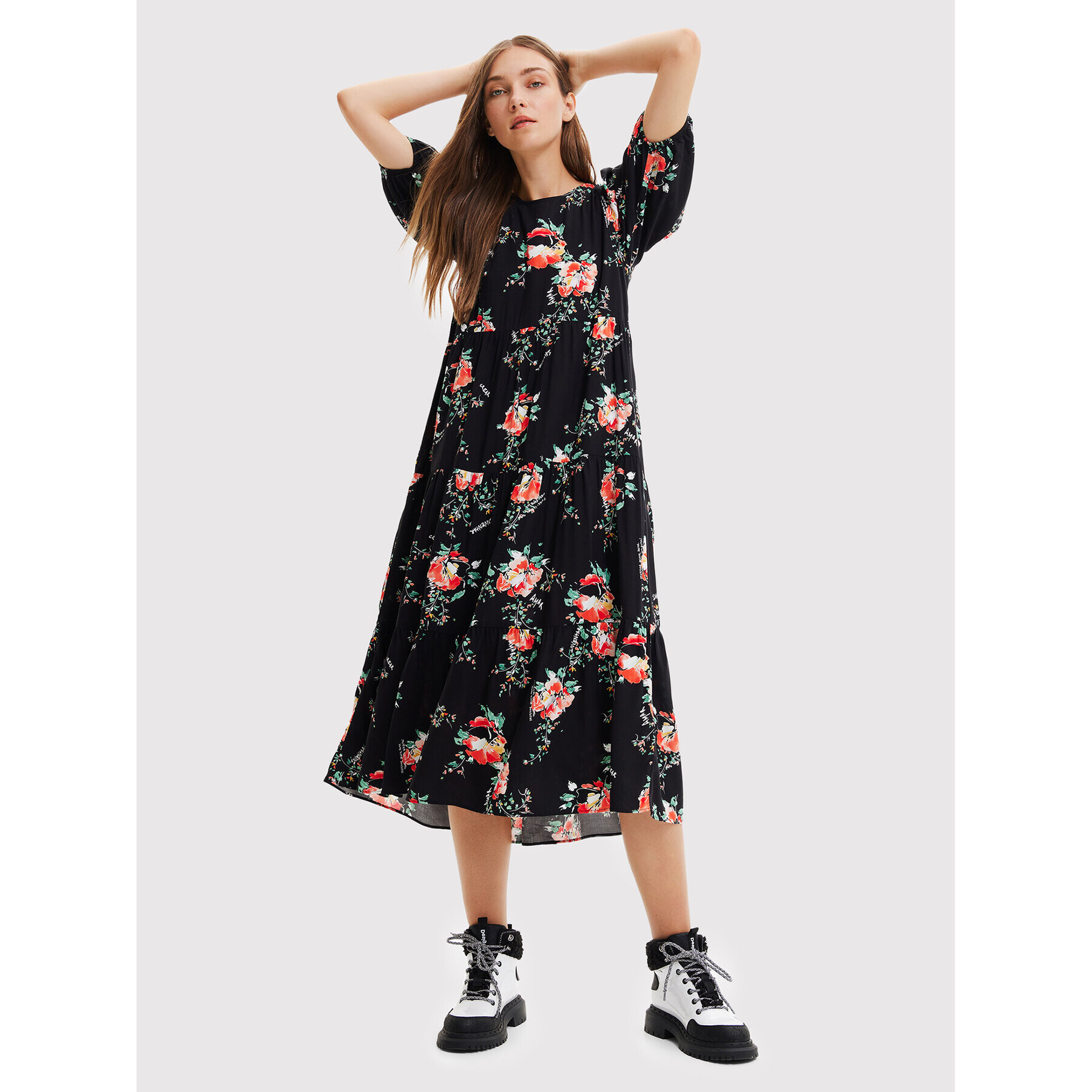 Desigual Ежедневна рокля Florencia 22WWVW60 Черен Relaxed Fit - Pepit.bg