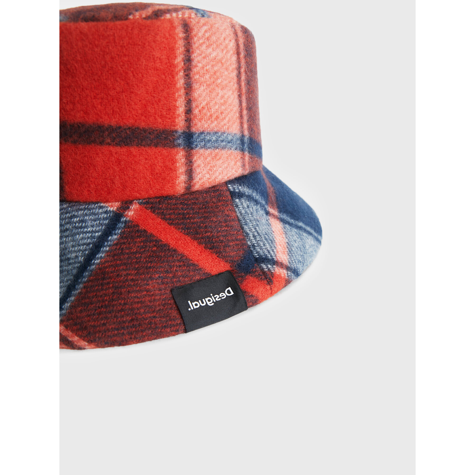 Desigual Капела Bucket Red Check 22WAHA08 Червен - Pepit.bg