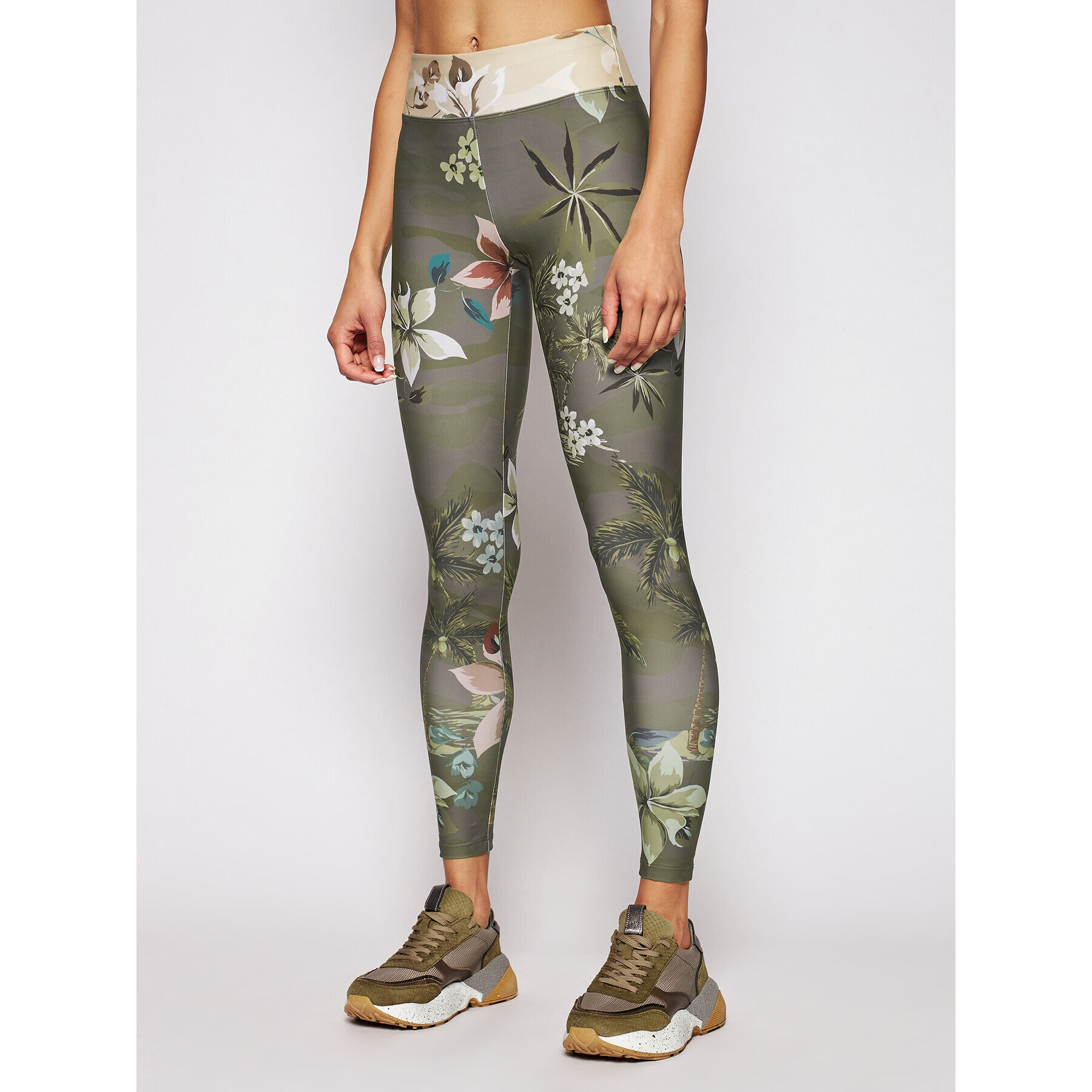 Desigual Клин Camoflower Light 21SONK01 Зелен Slim Fit - Pepit.bg