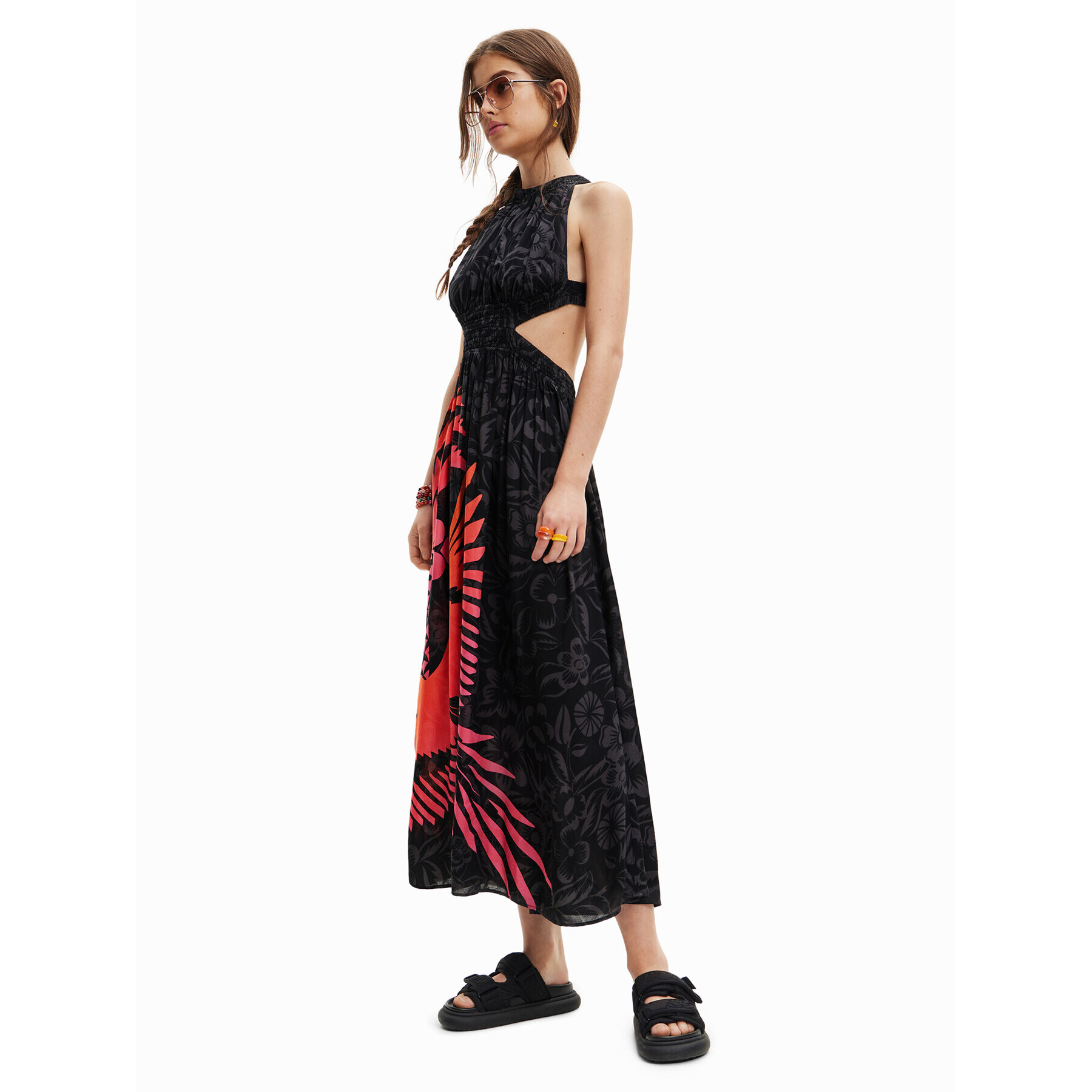 Desigual Лятна рокля 23SWMW13 Черен Regular Fit - Pepit.bg