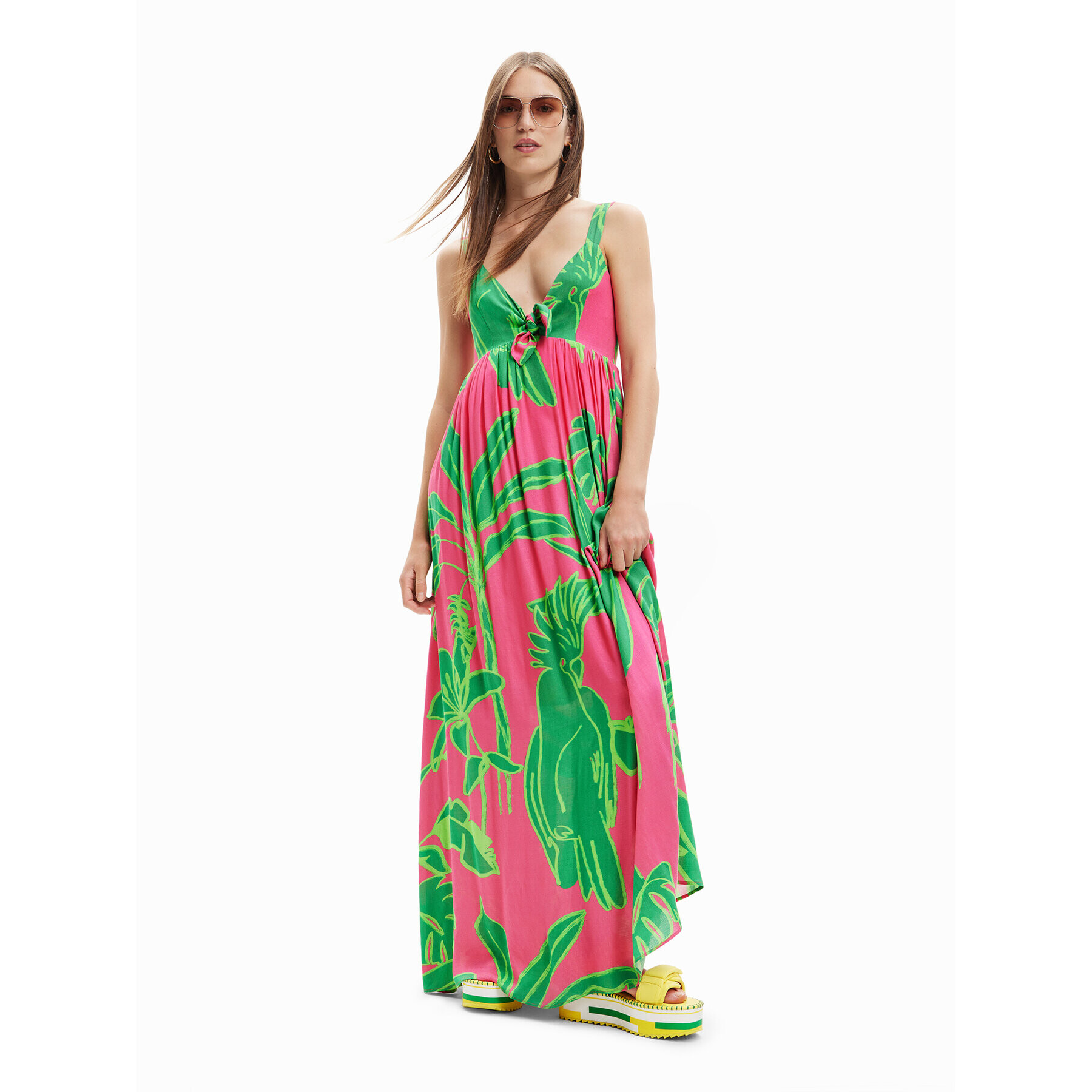Desigual Лятна рокля 23SWVW60 Цветен Regular Fit - Pepit.bg