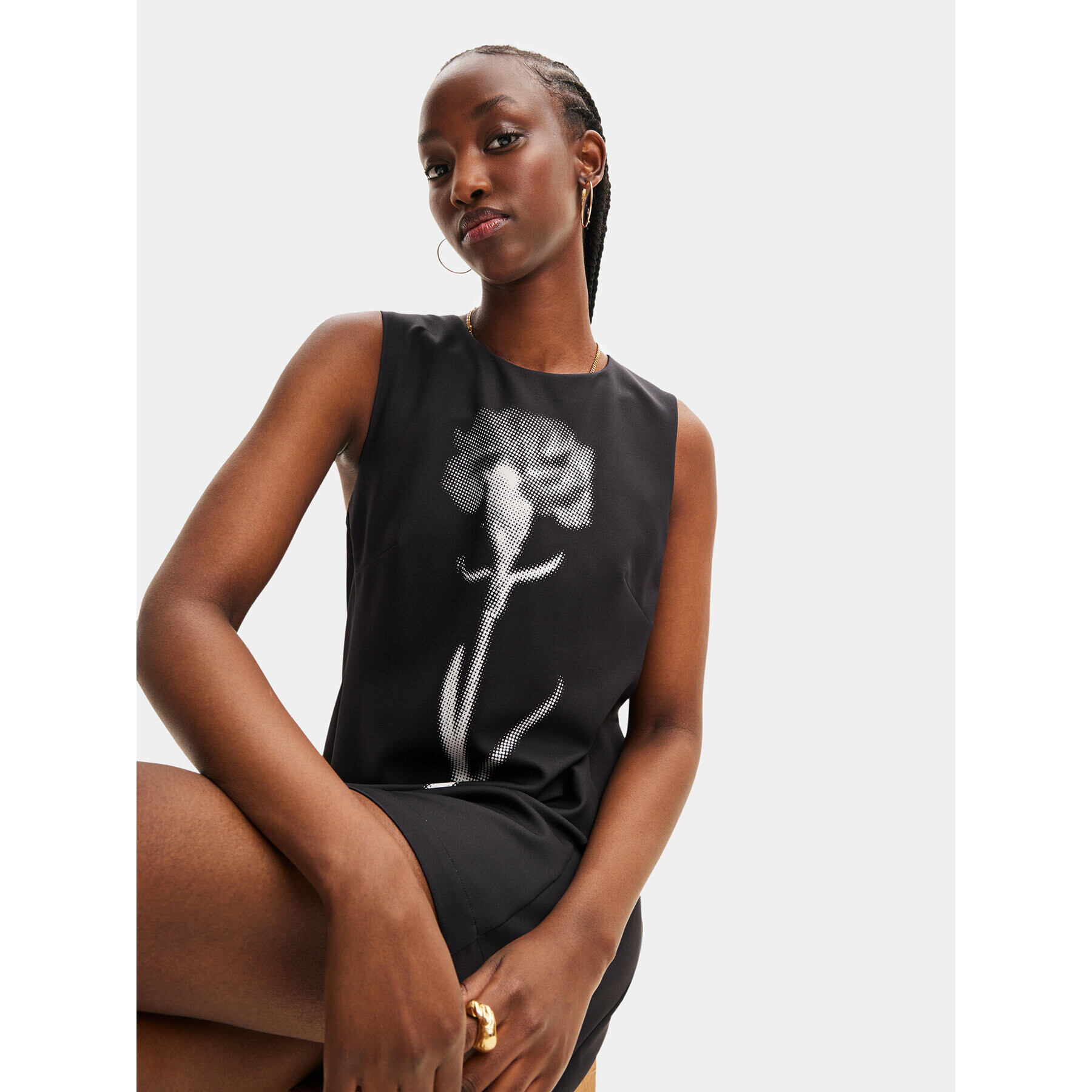 Desigual Лятна рокля 23WWVW49 Черен Regular Fit - Pepit.bg
