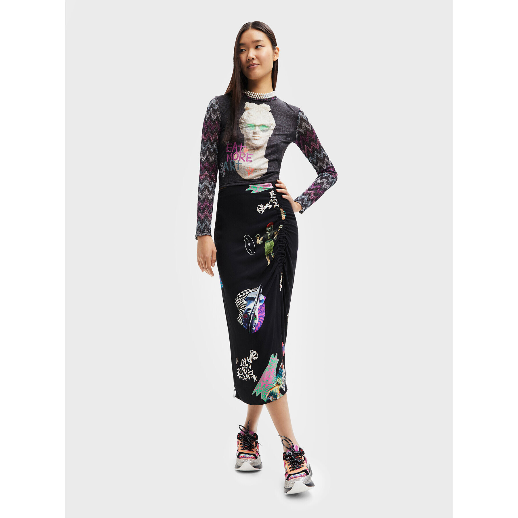 Desigual Миди пола Collage 22WWFW17 Черен Slim Fit - Pepit.bg