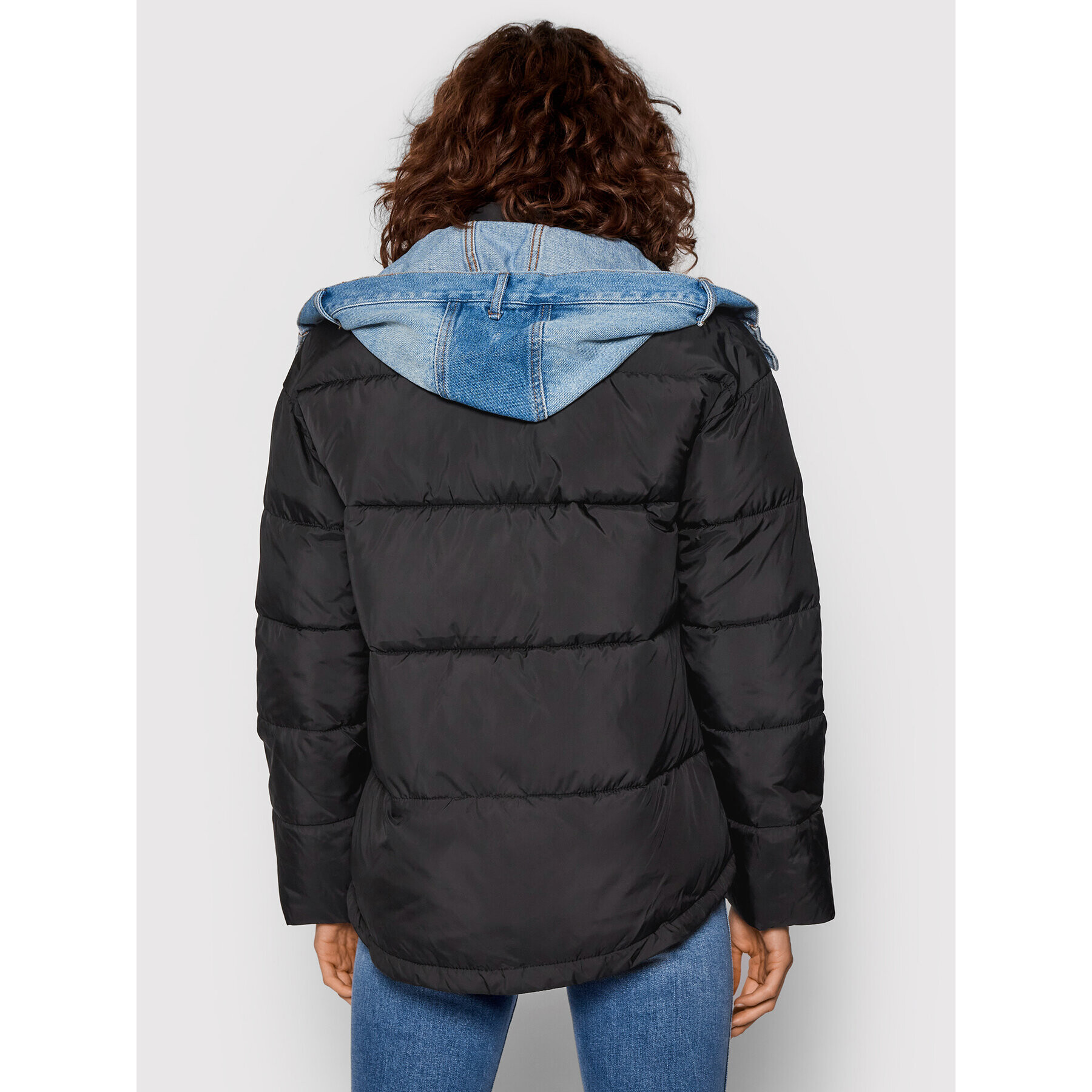 Desigual Пухено яке Austen 21WWEW33 Черен Regular Fit - Pepit.bg