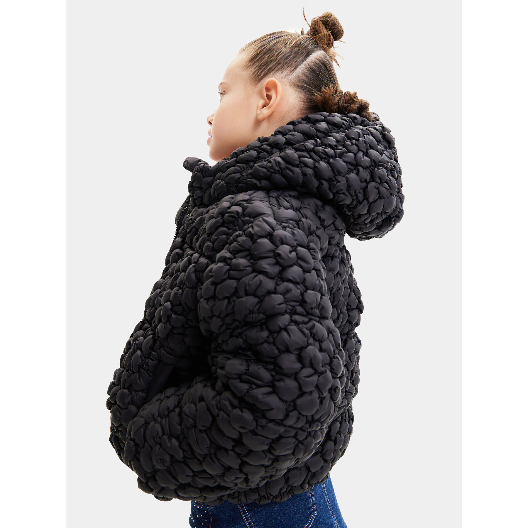 Desigual Пухено яке 23WGEW04 Черен Regular Fit - Pepit.bg