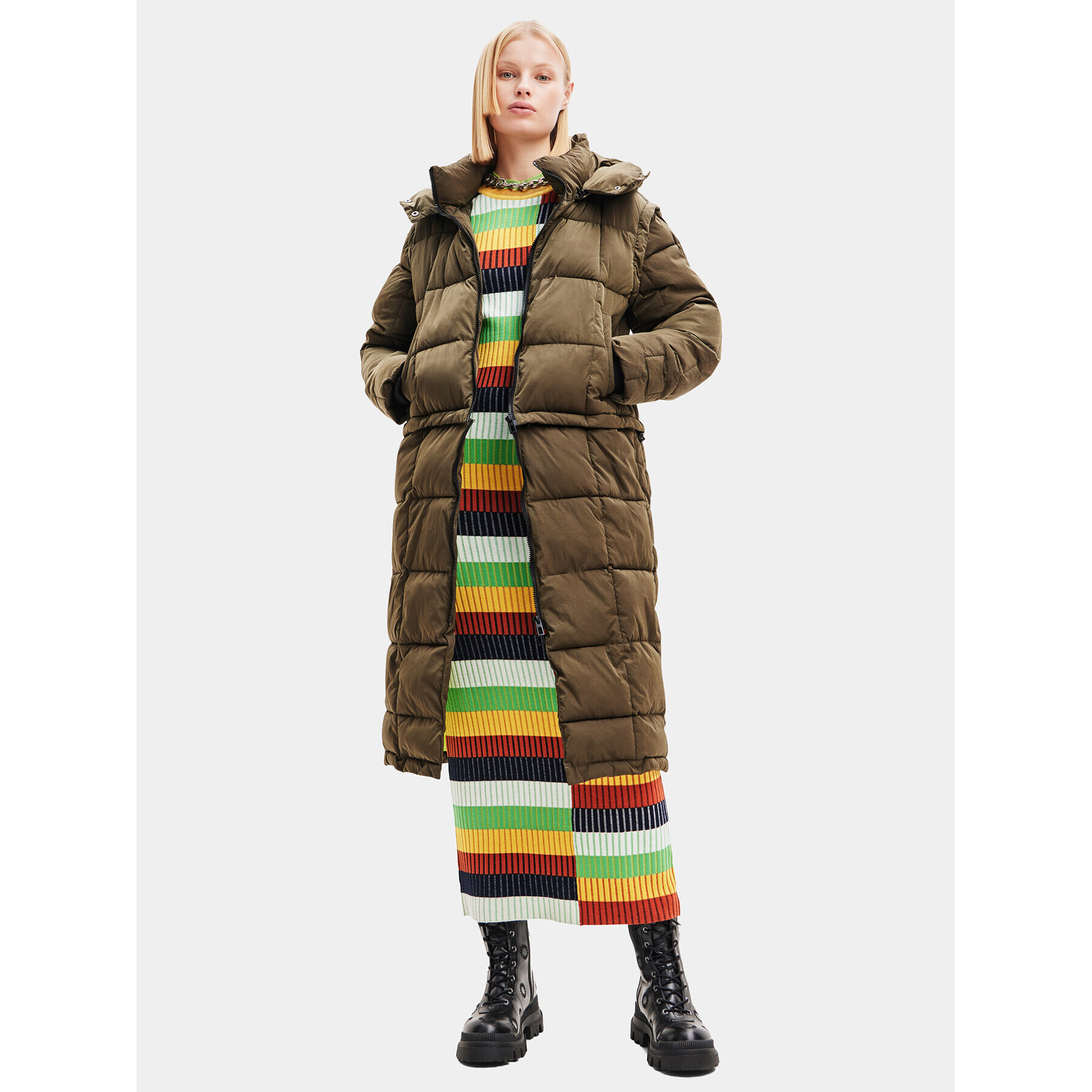 Desigual Пухено яке 23WWEW39 Зелен Oversize - Pepit.bg