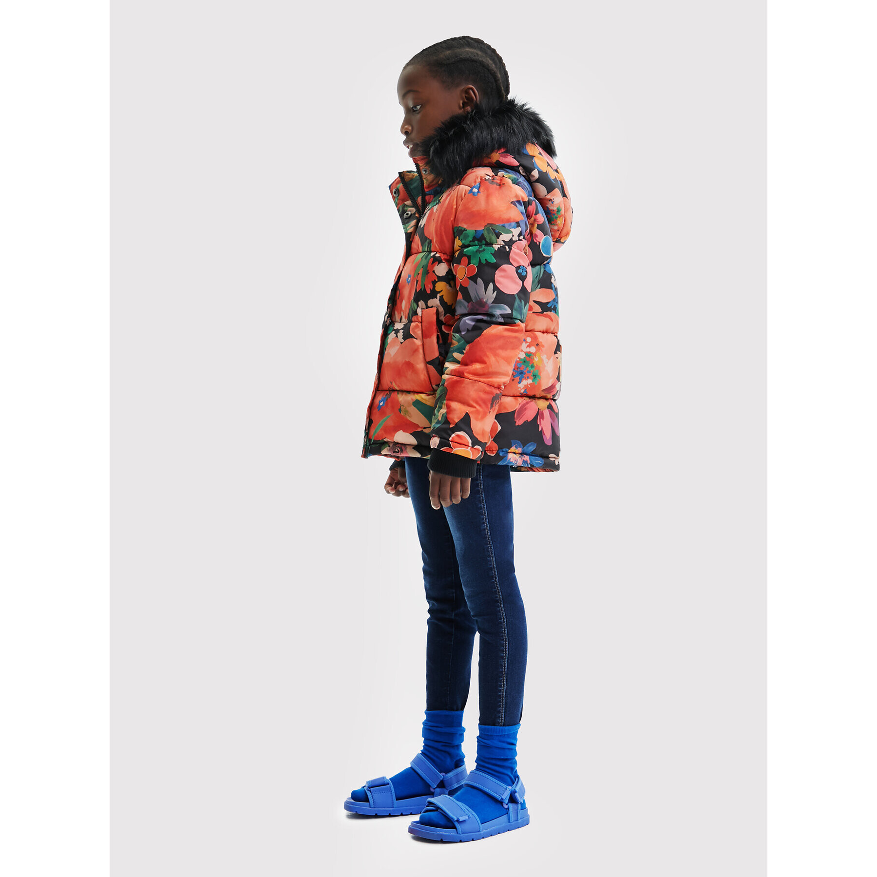 Desigual Пухено яке Rose 22WGEW15 Червен Regular Fit - Pepit.bg