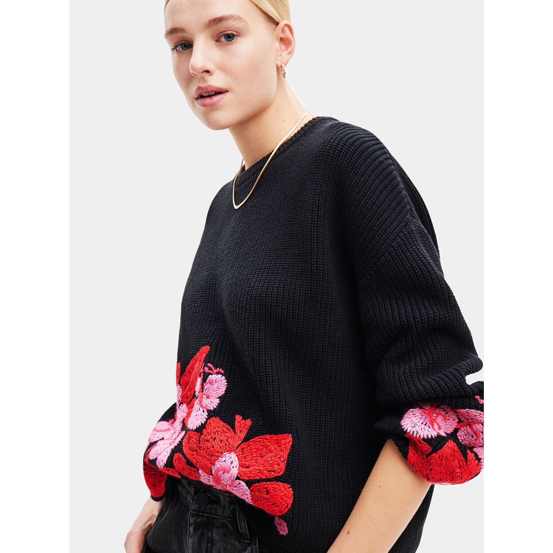 Desigual Пуловер 23WWJF32 Черен Regular Fit - Pepit.bg